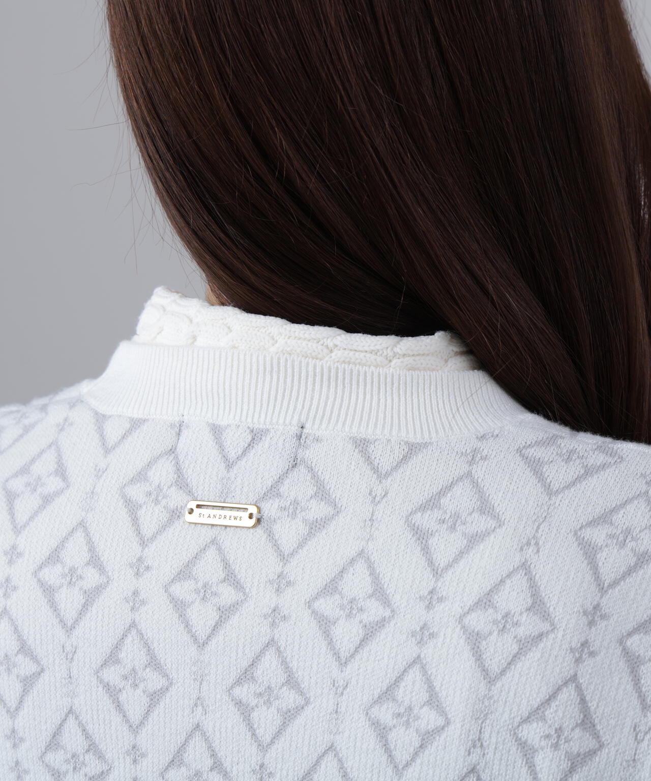 16Gダイヤロゴジャガードクルーネックニットプルオーバー (WOMENS)