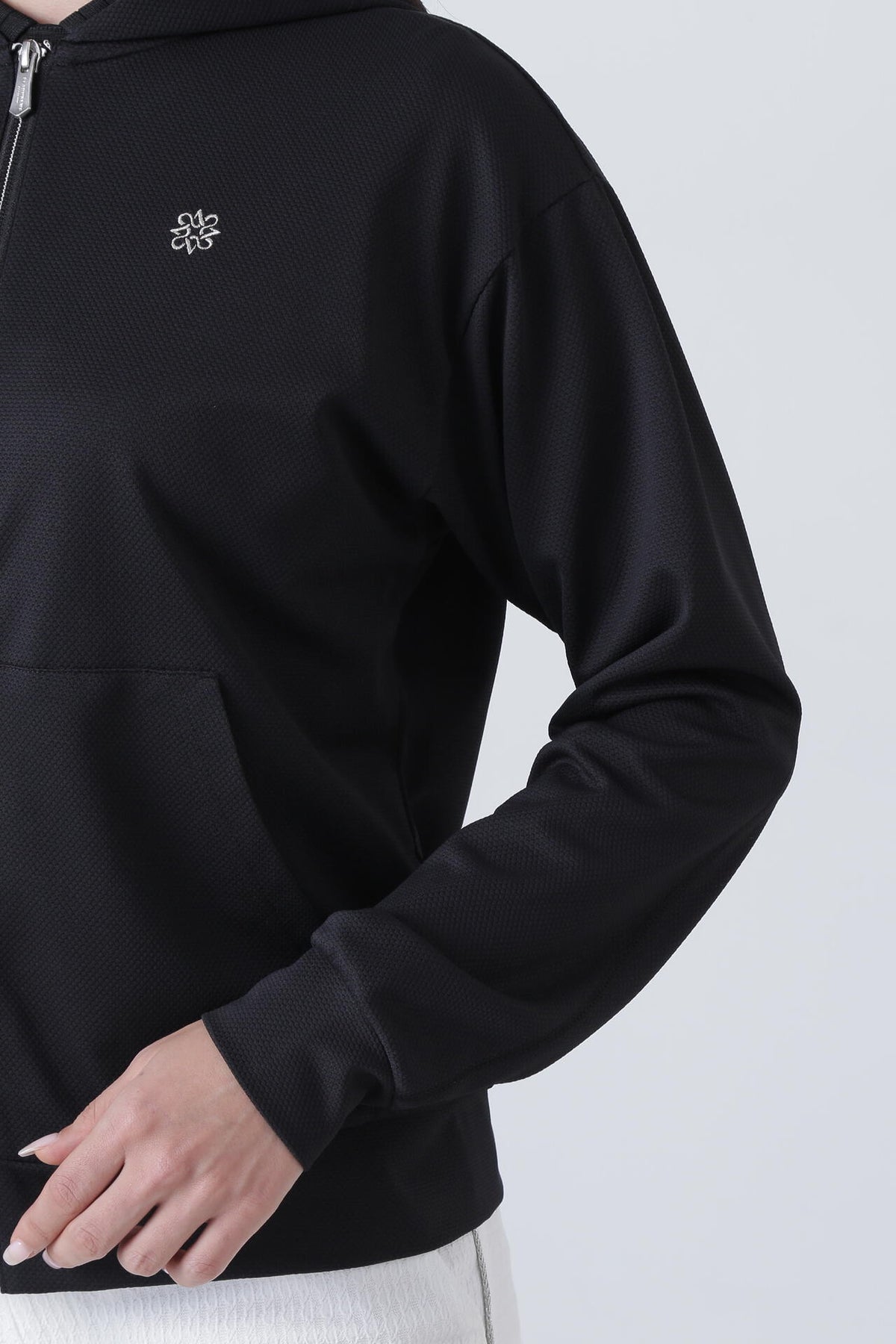 TRUBEAUTEアルマジロフーディー (WOMENS)