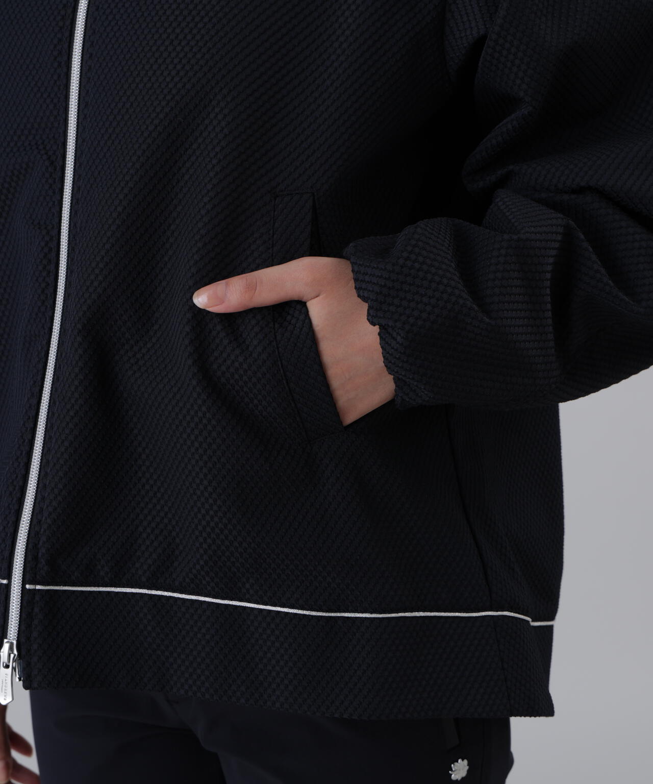 幾何学ジャガードブルゾン (WOMENS)