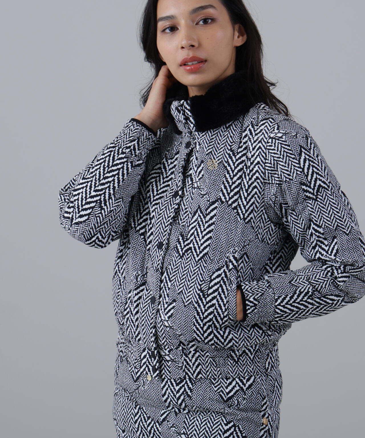 ヘリンボーンプリント中綿キルトブルゾン (WOMENS)