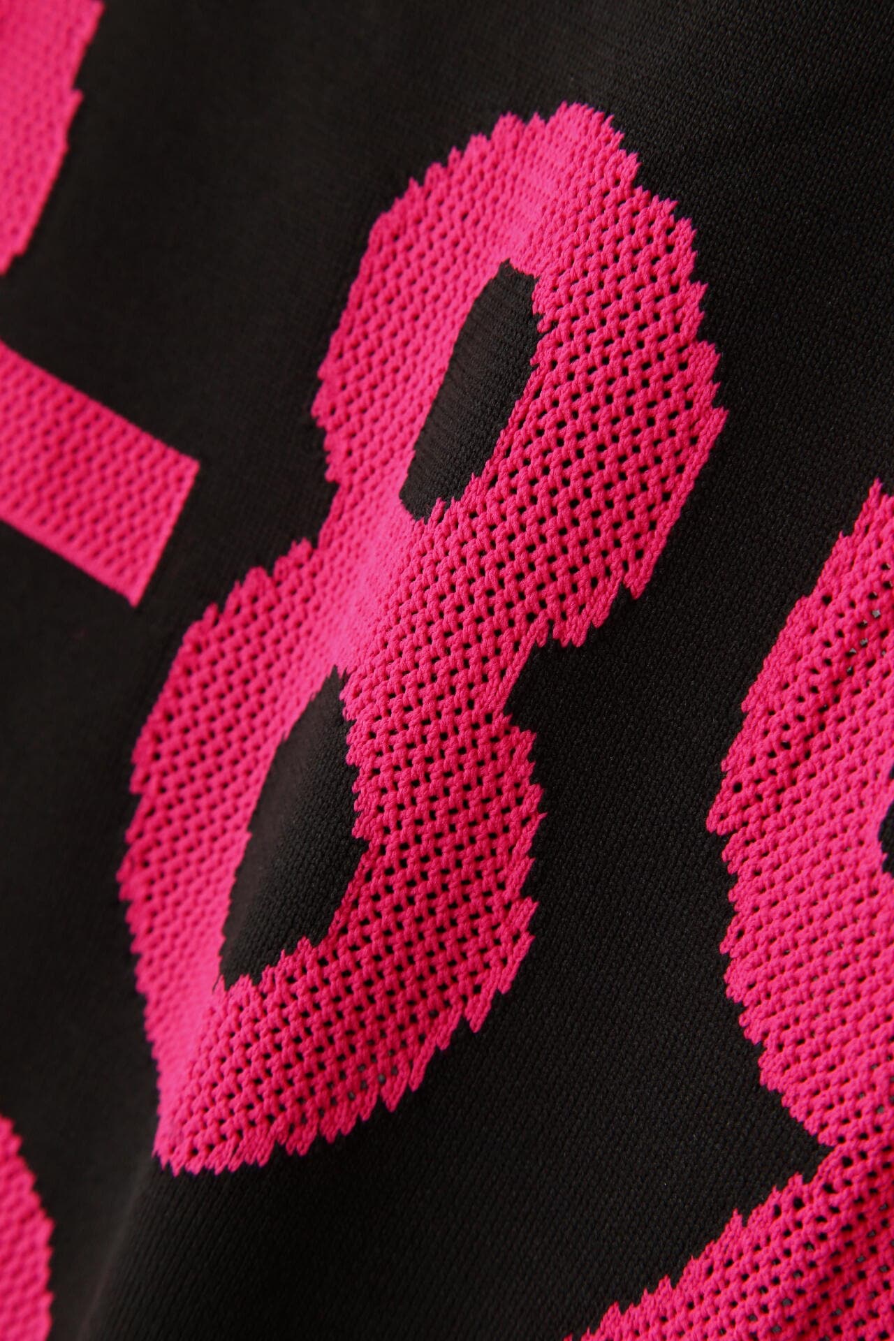 光栓50 Vネックニットベストプルオーバー <Pink with BLACK>