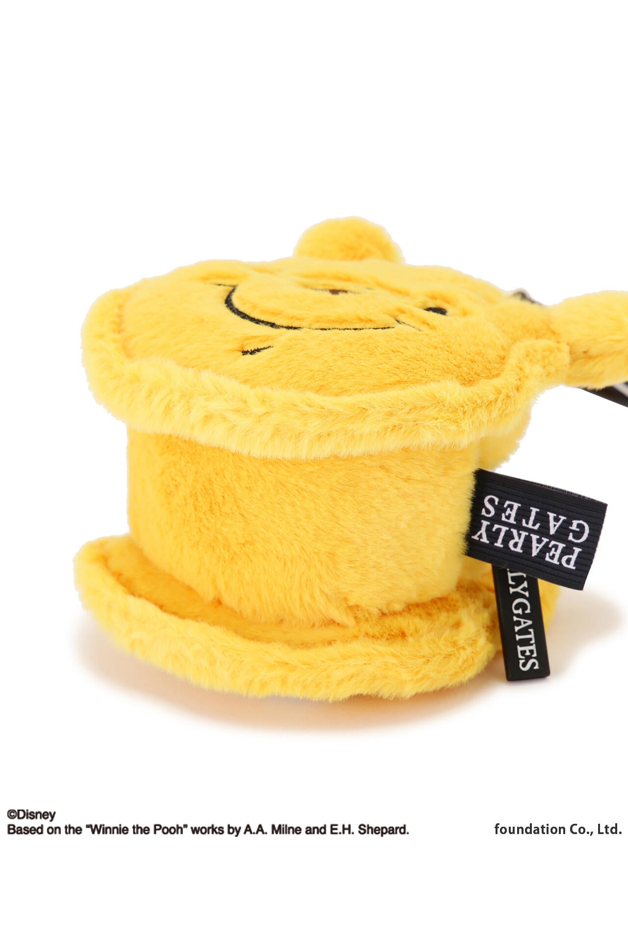 プーさんフェイクファーボールポーチ <Winnie the Pooh COLLECTION> (UNISEX)