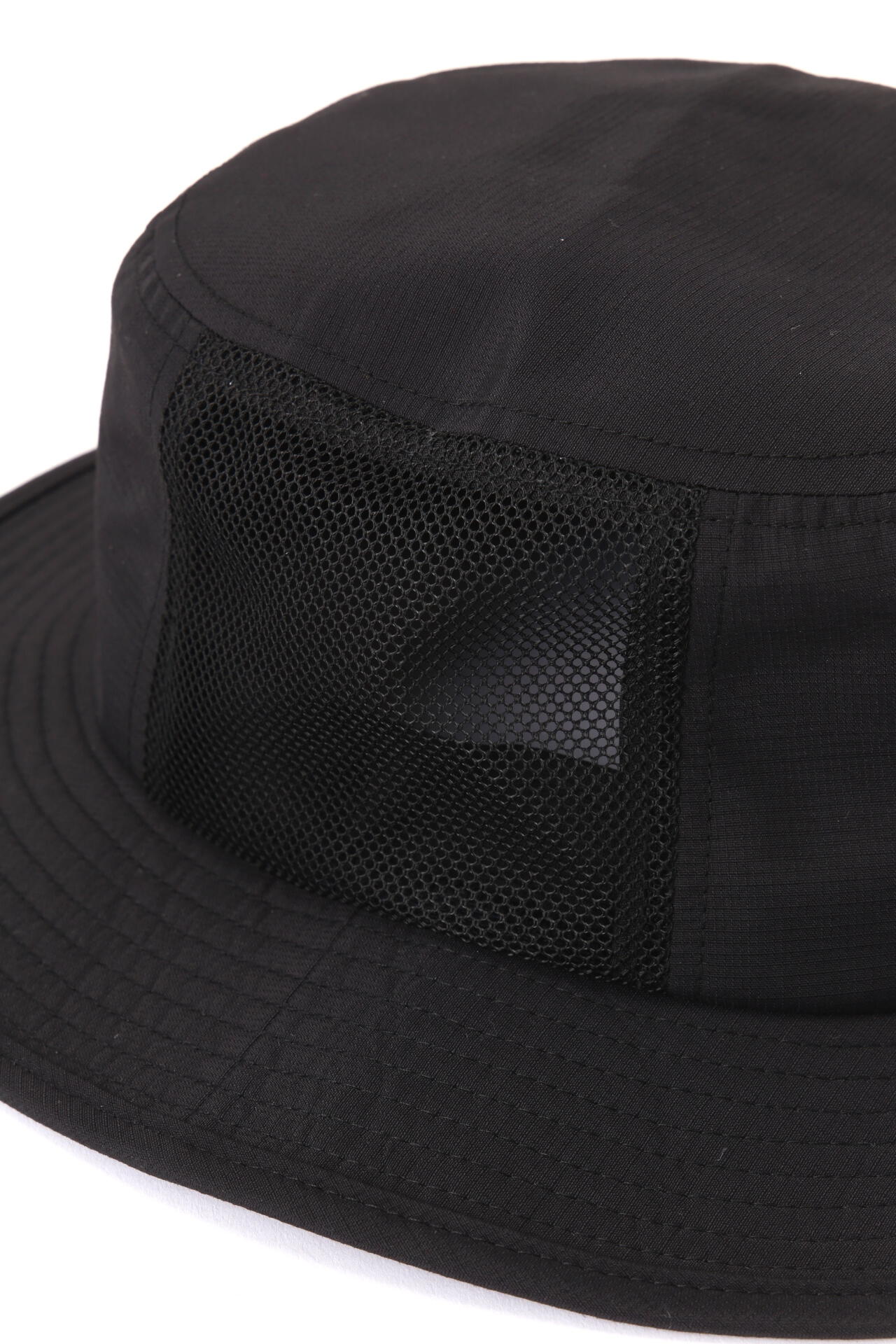 【オンライン限定アイテム】ロゴメッシュハット (UNISEX)