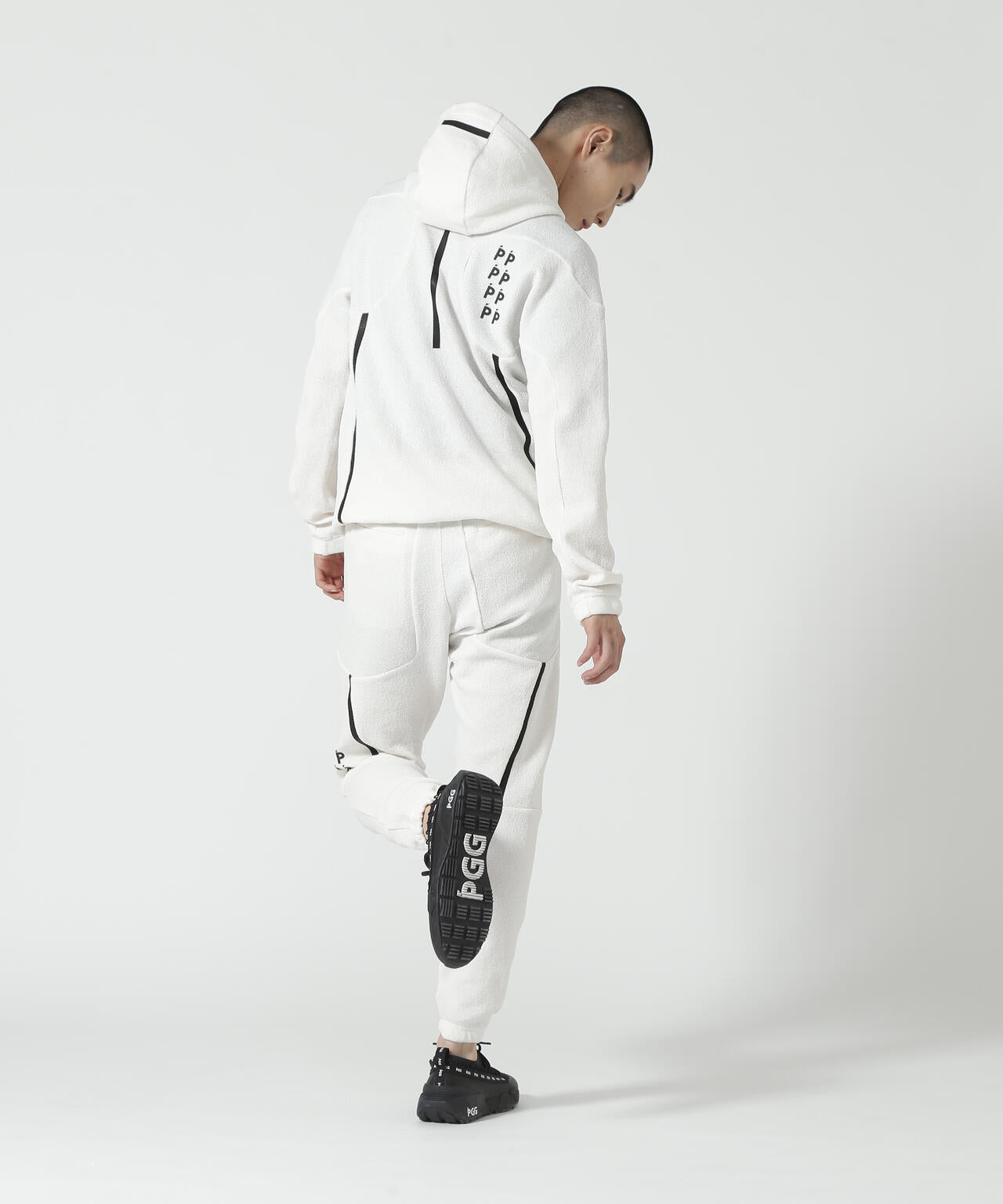 ffd13684-1824-5830-bab2-c8b9a2d339de_Image