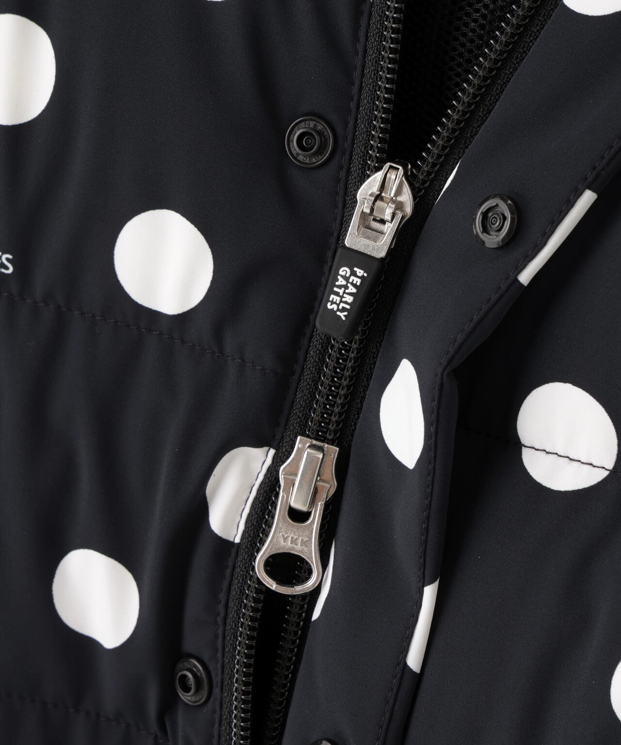 Nyストレッチタフタフーディダウンジャケット <ランダムドット柄>