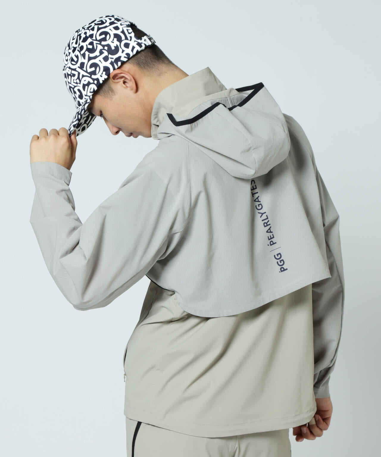 【PGG】【直営店舗&公式オンライン限定】Nyドビーストレッチ×DOTAIR 2WAYフーディブルゾン (MENS)