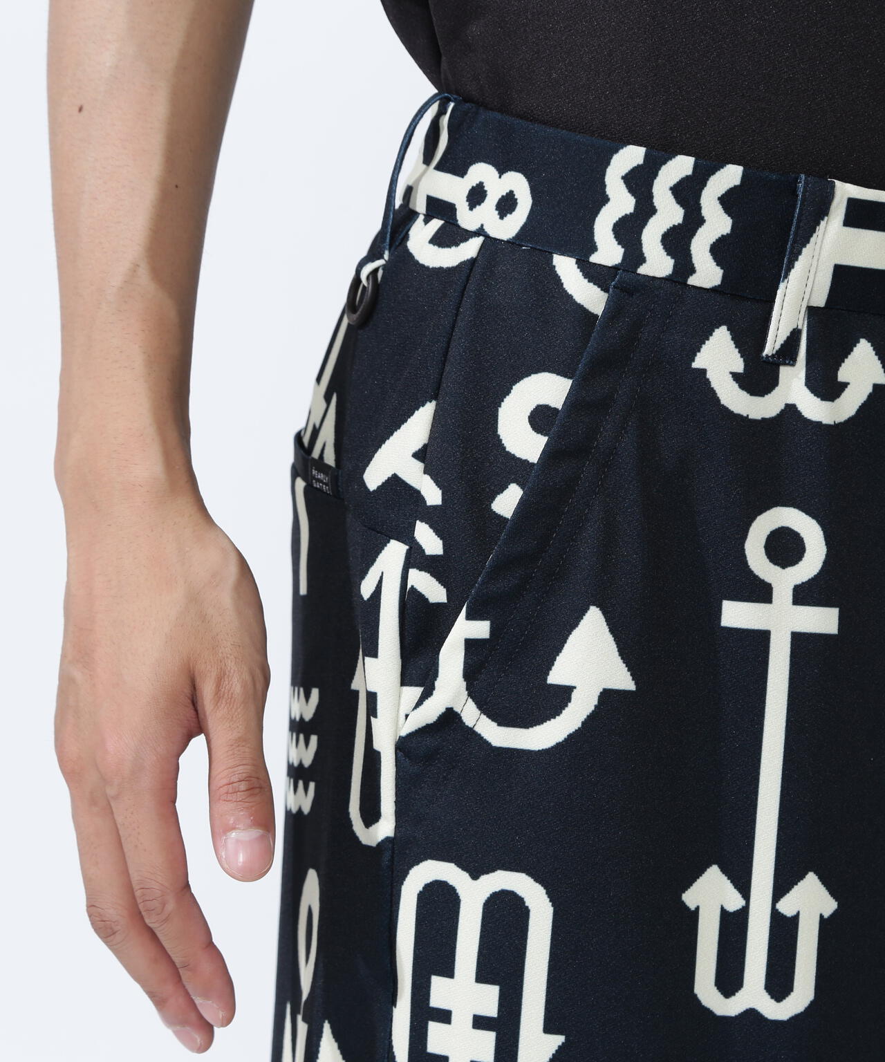 梨地ショートパンツ <アンカーロゴ総柄>