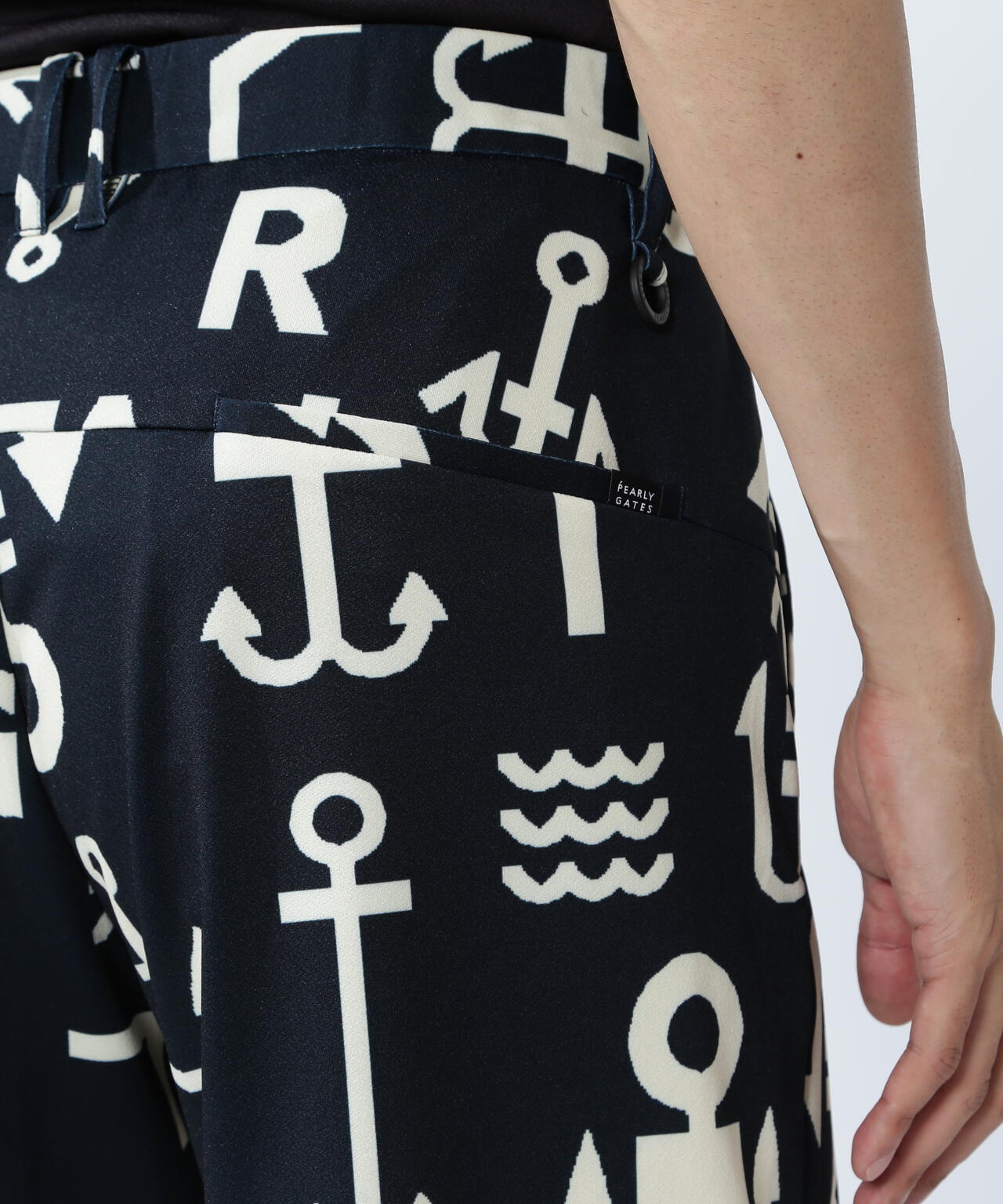 梨地ショートパンツ <アンカーロゴ総柄>