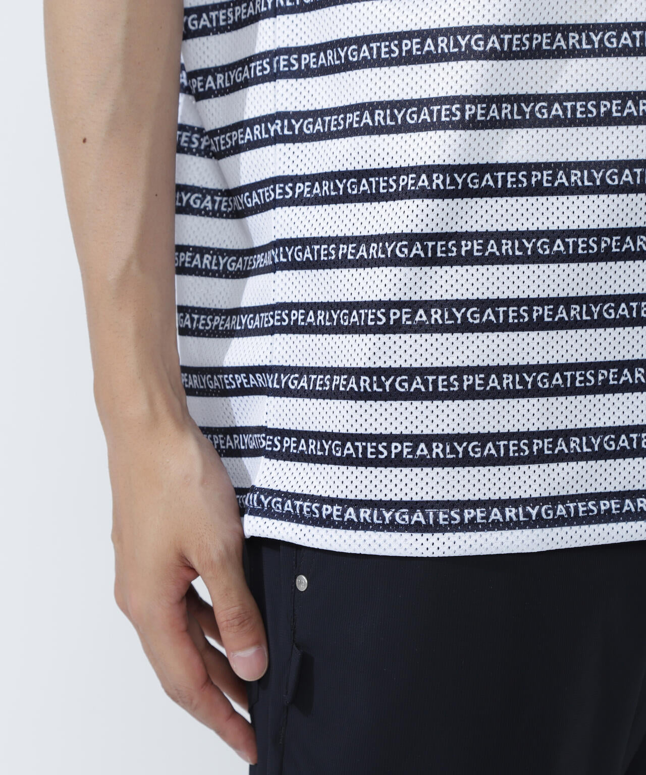 KAZEメッシュ半袖モックネックカットソー <ロゴボーダー柄>