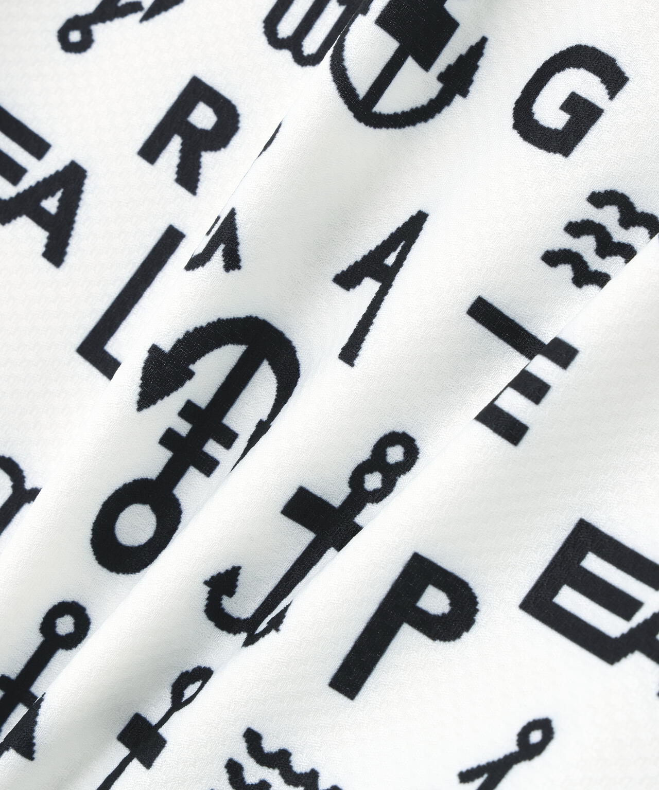 アンカーロゴ柄プリント半袖モックネックカットソー