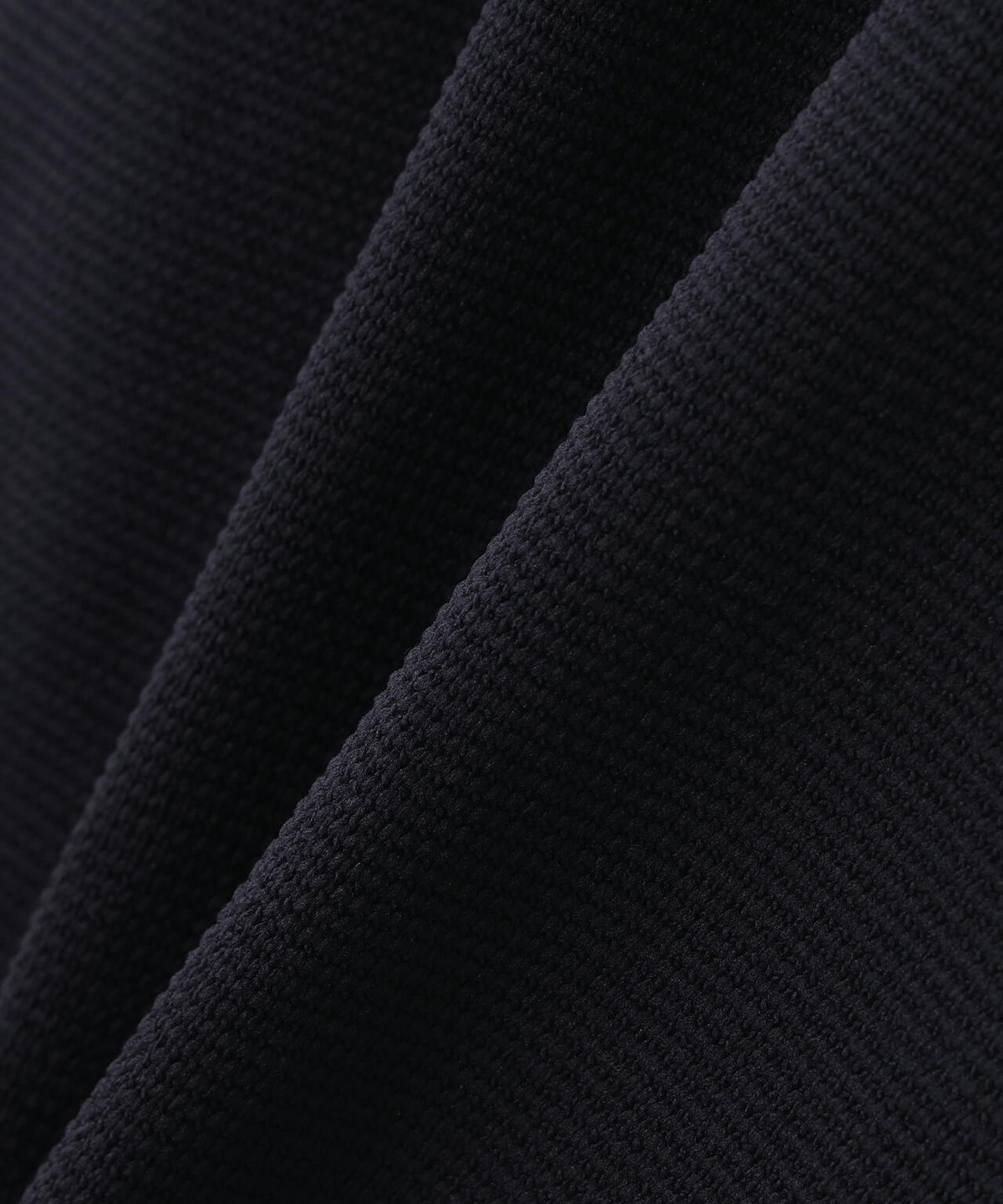 【PGG】【直営店舗&公式オンライン限定】ポリエステルヤーンmmニットフーディプルオーバー (MENS)