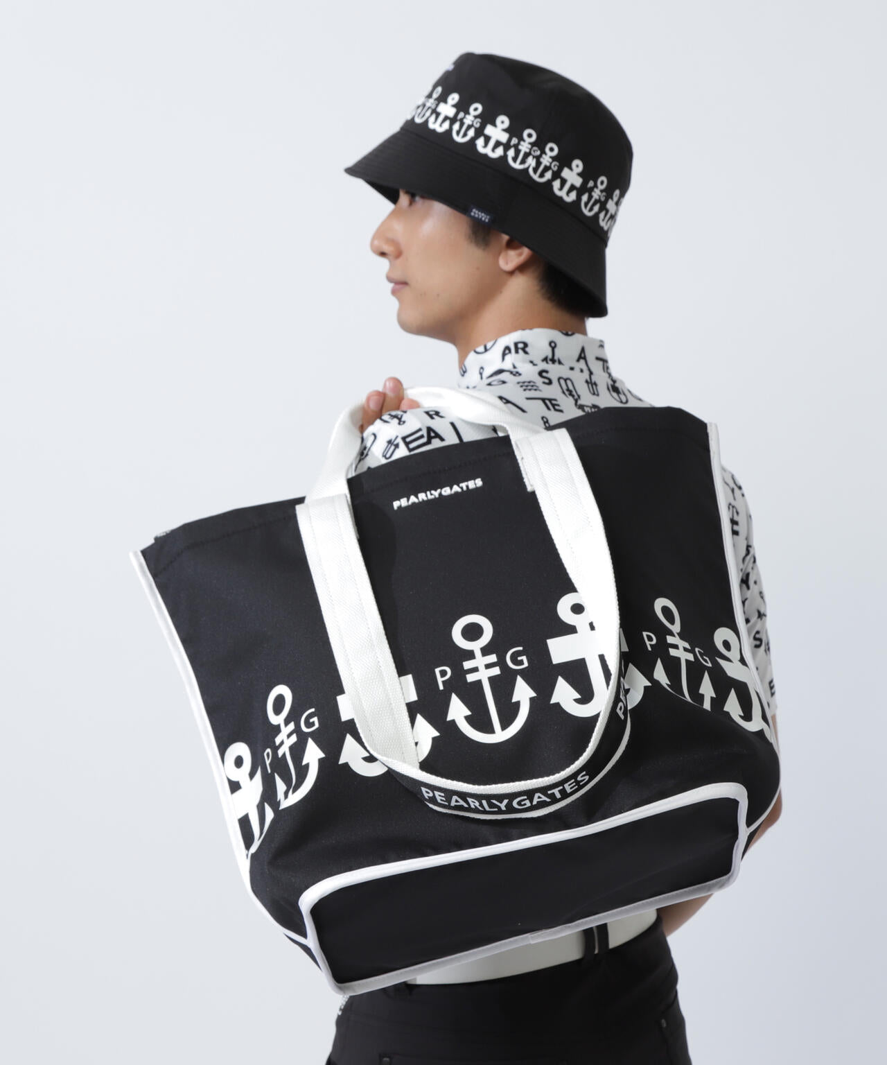 ロゴアンカー柄ロッカーバッグ (UNISEX)