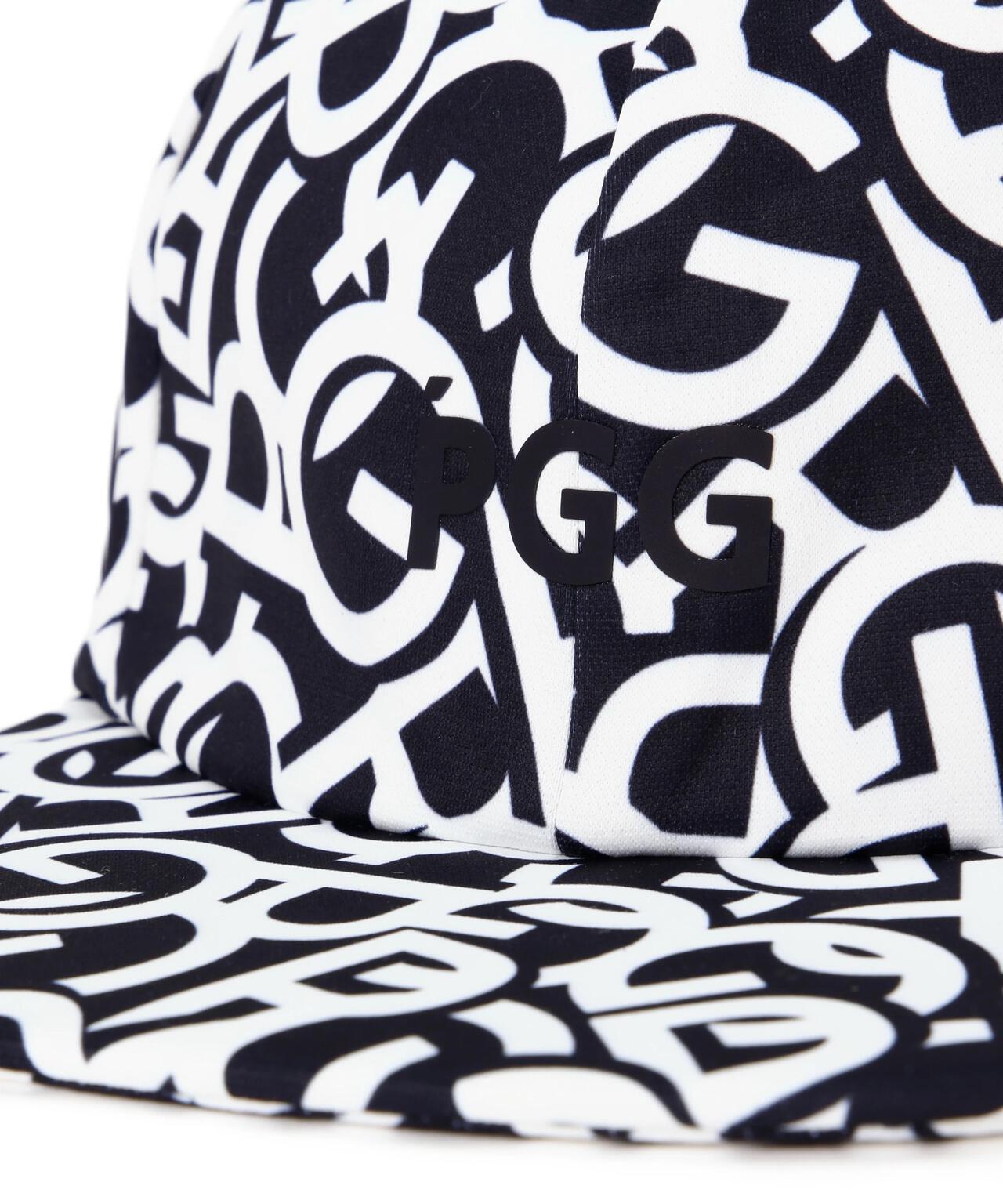 【PGG】【直営店舗&公式オンライン限定】無縫製風キャップ <ロゴ総柄> (UNISEX)