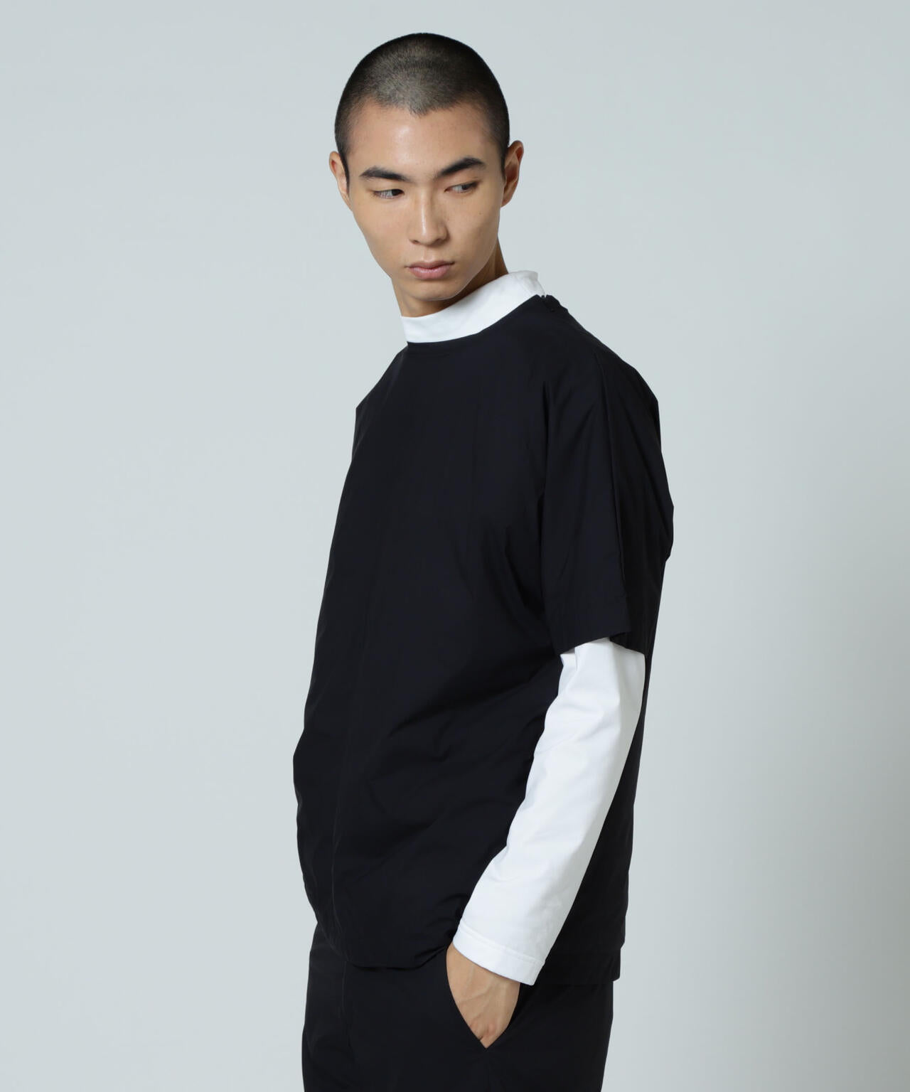 【PGG】【直営店舗&公式オンライン限定】NANGA×PGG Nyメカニカルストレッチダウン半袖スニードTシャツ (MENS)