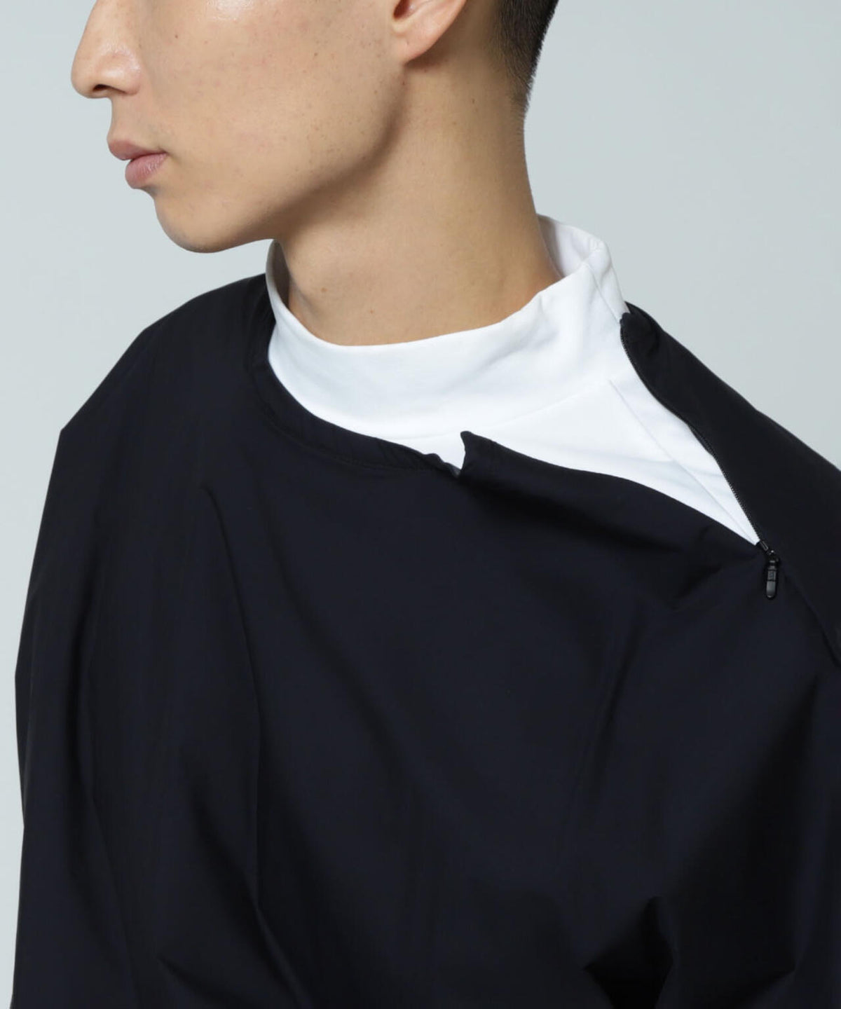【PGG】【直営店舗&公式オンライン限定】NANGA×PGG Nyメカニカルストレッチダウン半袖スニードTシャツ (MENS)
