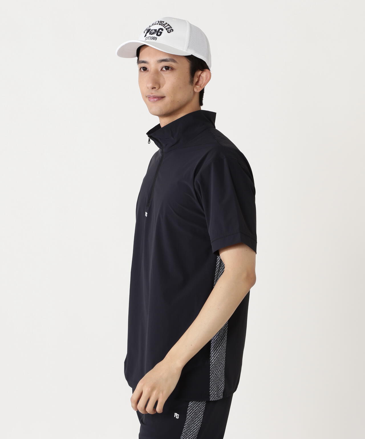 H:182cm/C:93/W:77/H:91 着用サイズ:5
