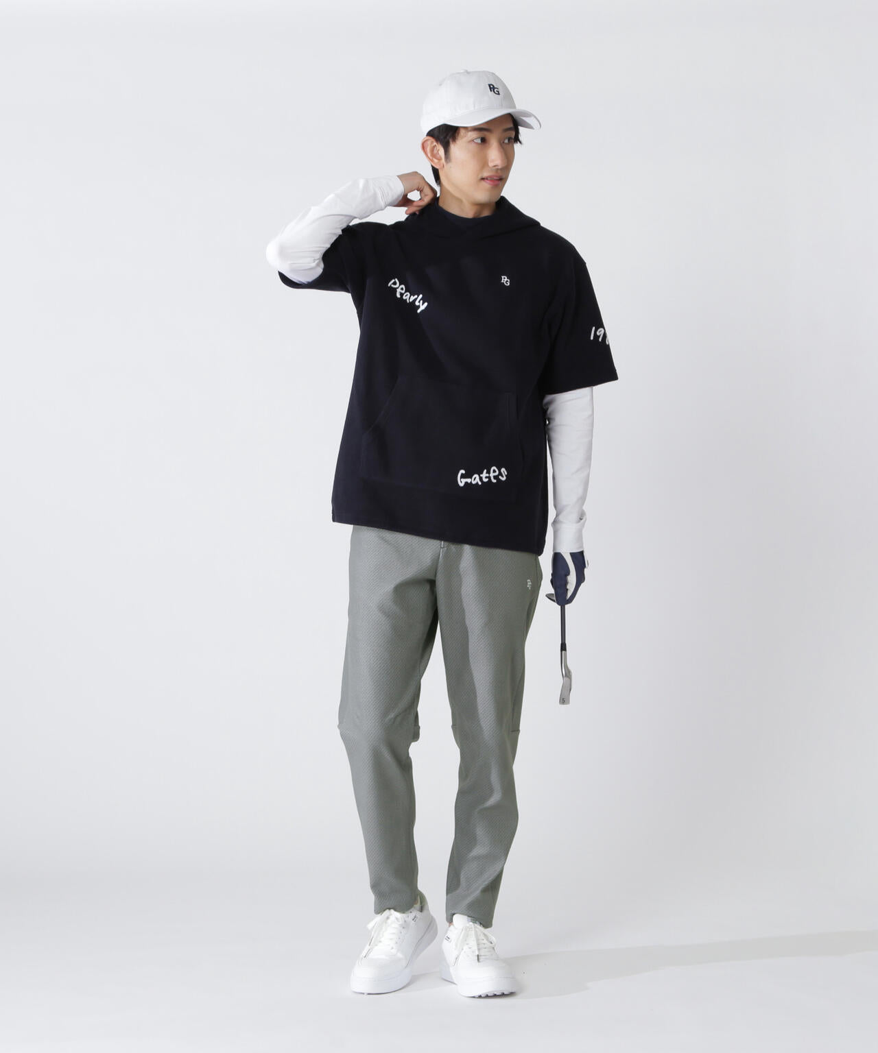 ストレッチフリースパンツ <ロゴ総柄>