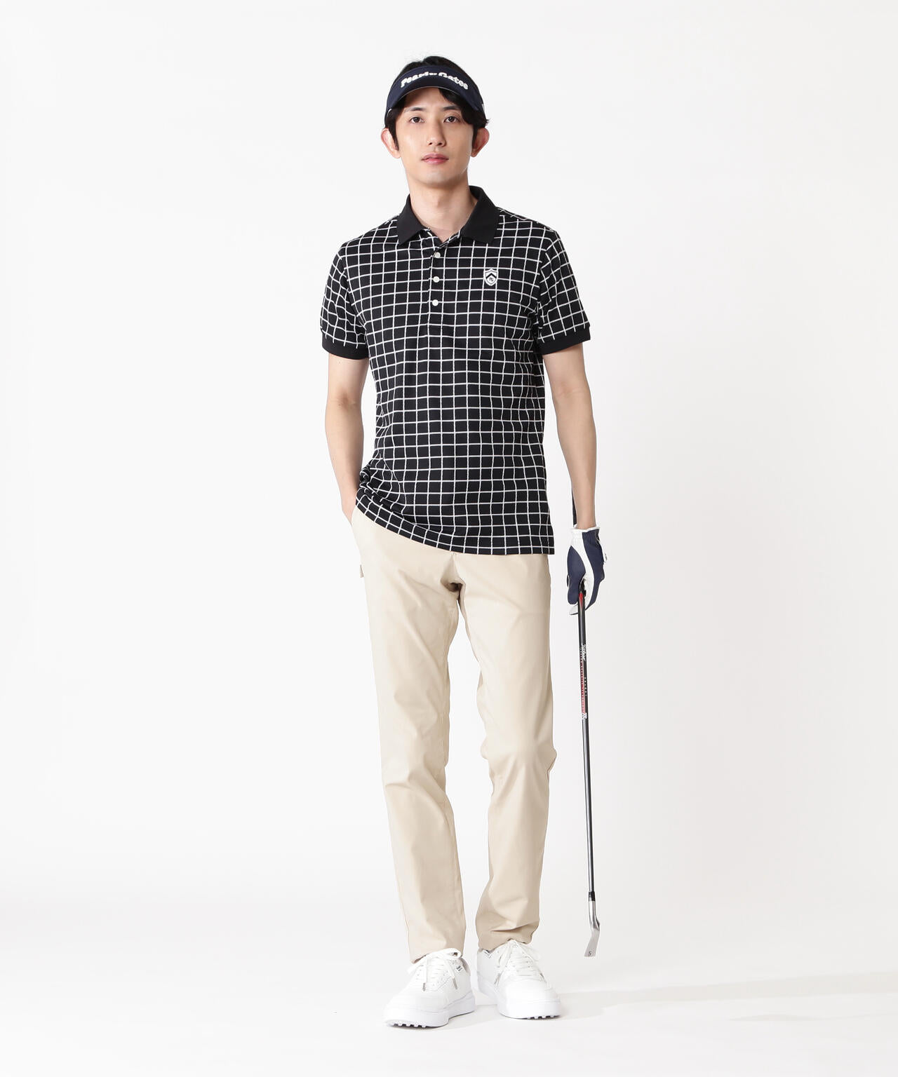 H:182cm/C:93/W:77/H:91 着用サイズ:5