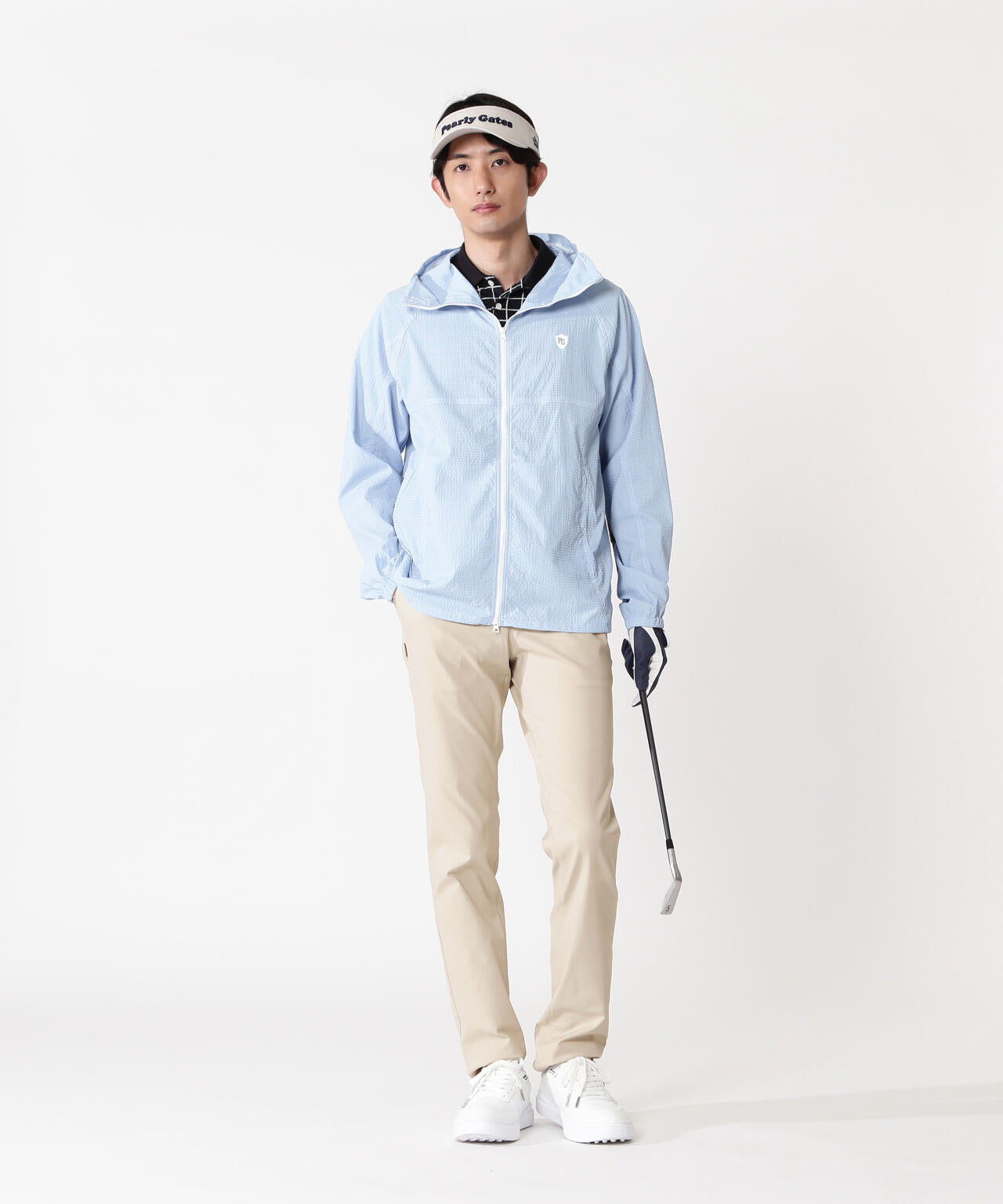 H:182cm/C:93/W:77/H:91 着用サイズ:5