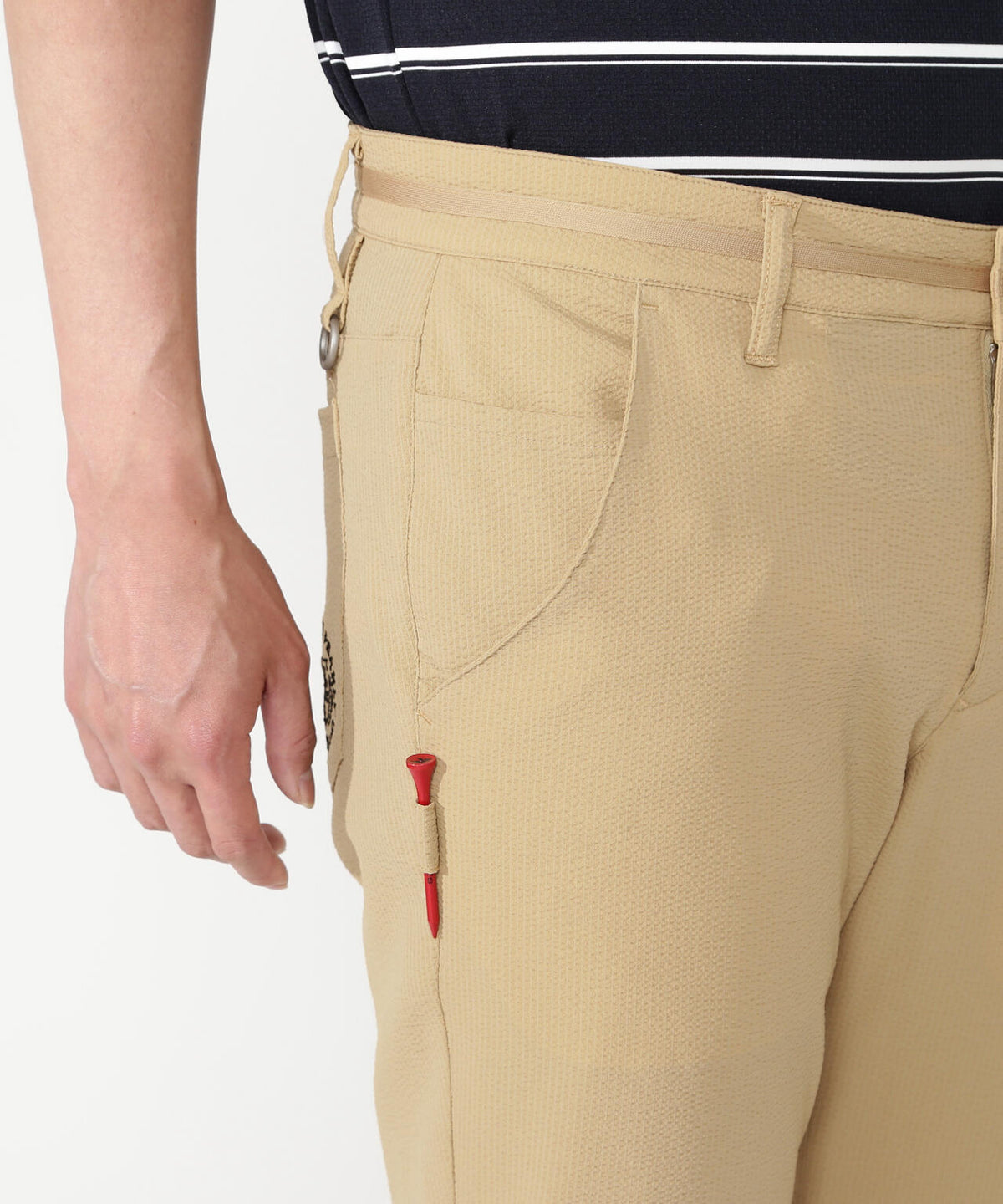 H:183/C:89/W:74/H:90 着用サイズ:5