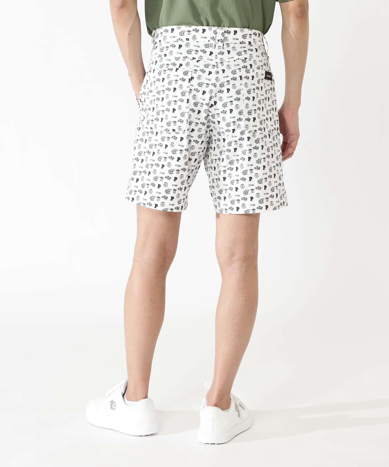 ナイロンストレッチショートパンツ <カレッジロゴ総柄>