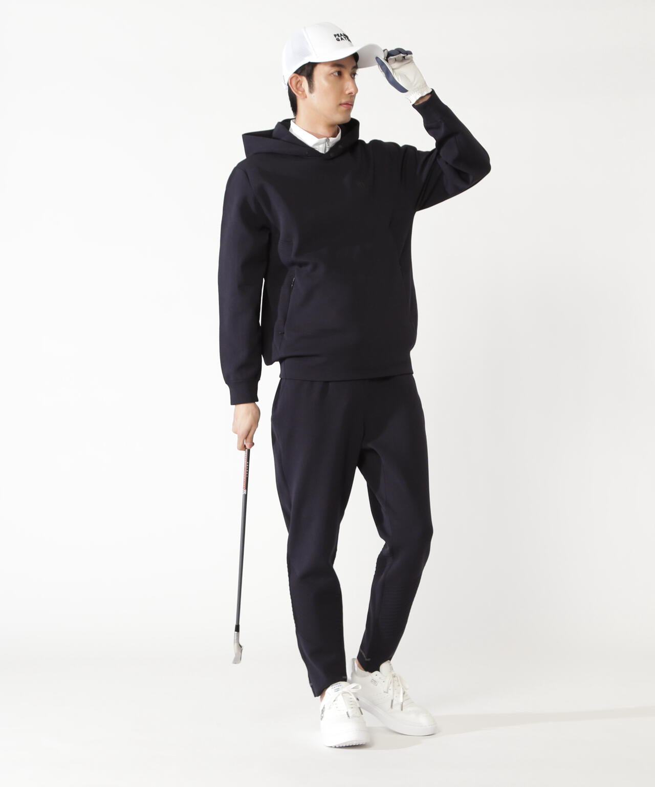 H:182cm/C:93/W:77/H:91 着用サイズ:5