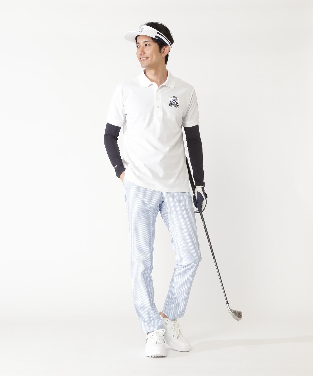 H:182cm/C:93/W:77/H:91 着用サイズ:5