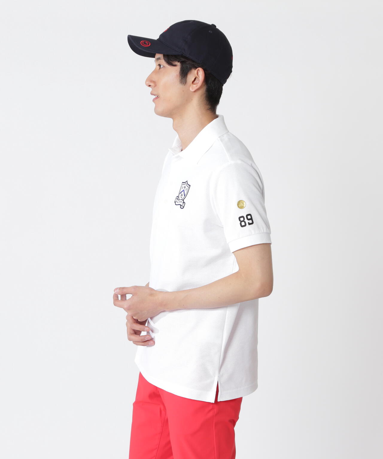H:182cm/C:93/W:77/H:91 着用サイズ:5