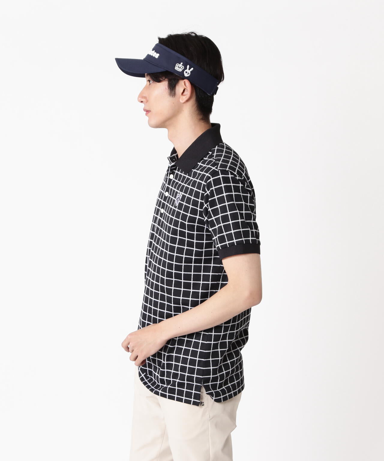 H:182cm/C:93/W:77/H:91 着用サイズ:5