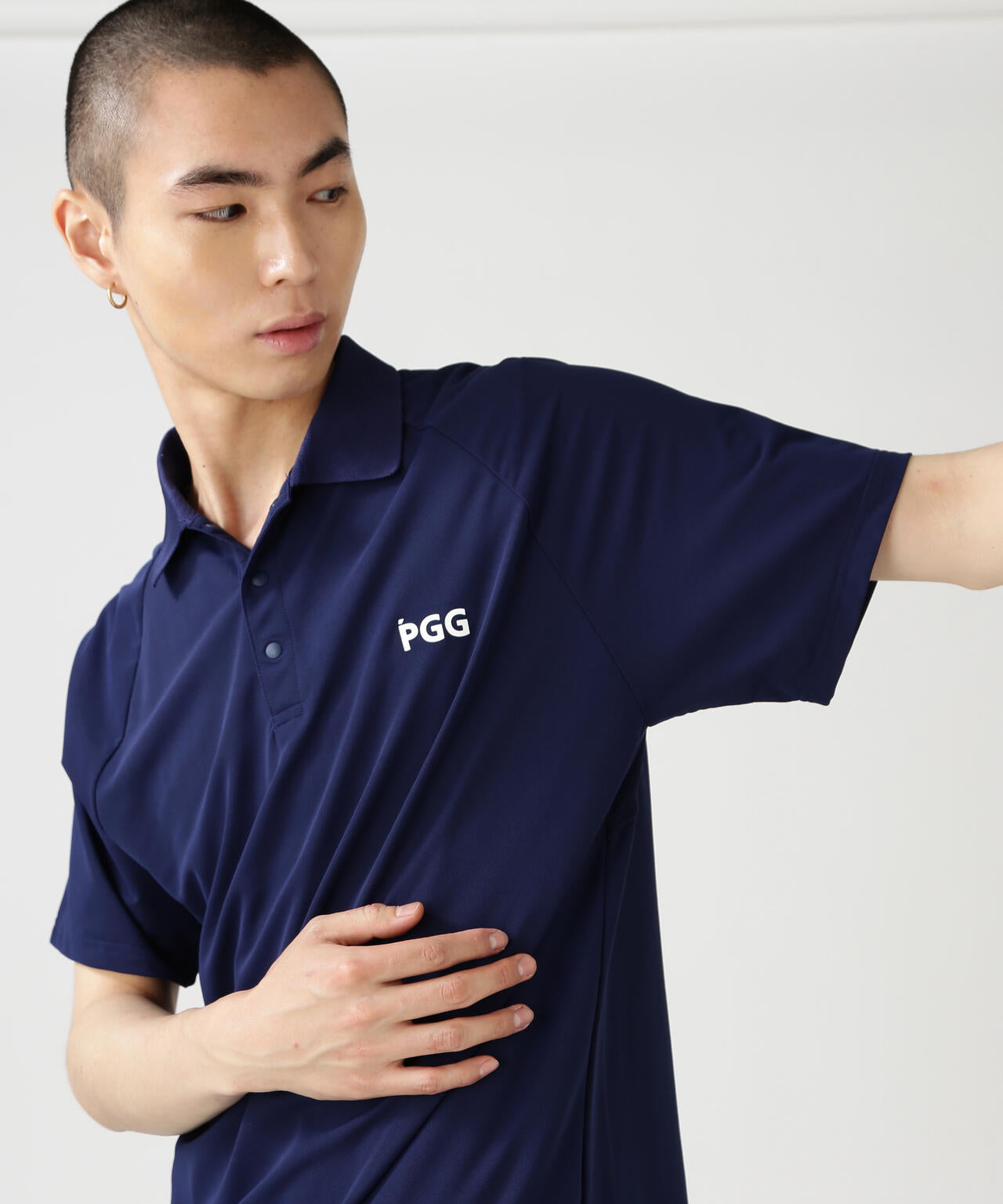 185cm C:85 W:70 H:97 着用サイズ:5