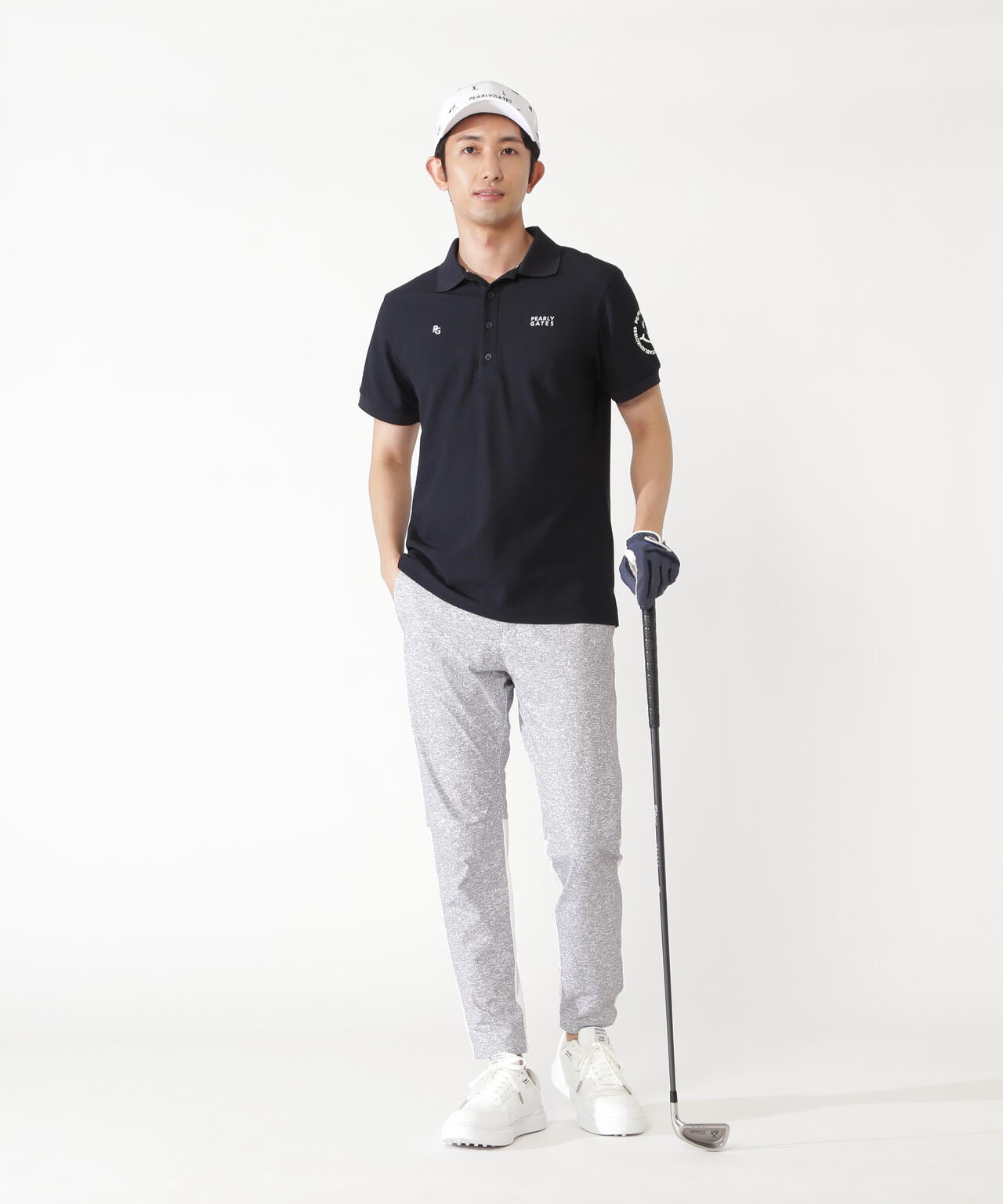 H:182cm/C:93/W:77/H:91 着用サイズ:5