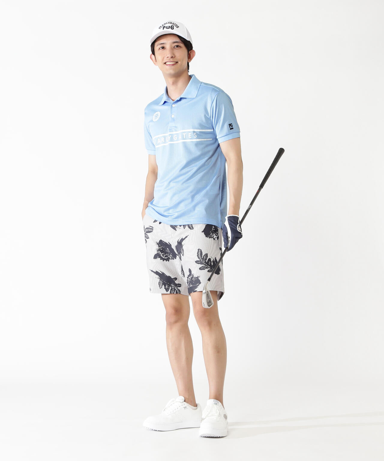 H:182cm/C:93/W:77/H:91 着用サイズ:5