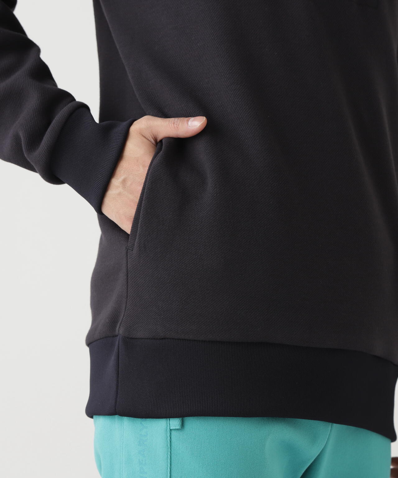 ツイル裏毛スウェットハーフジップアップ