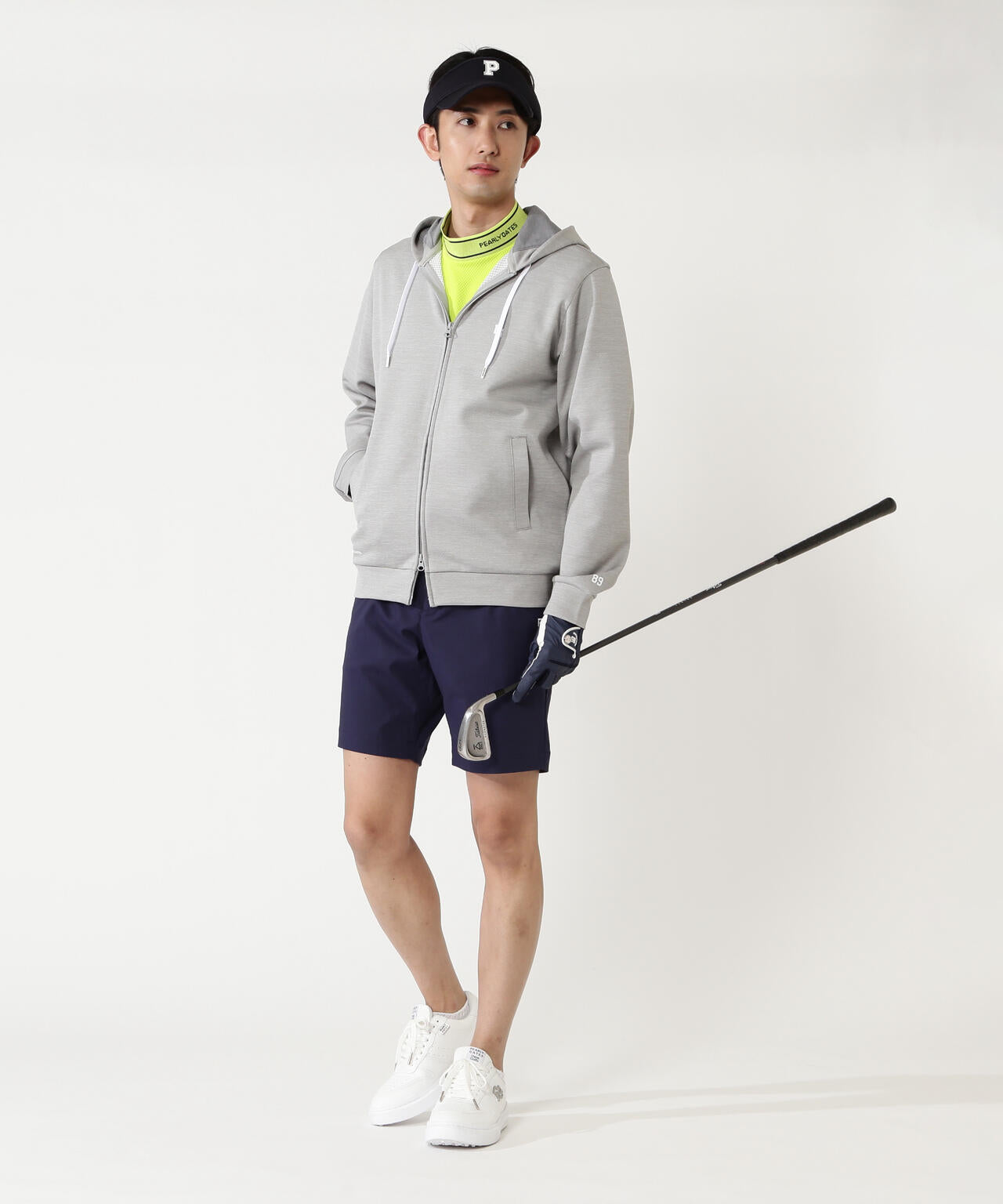 H:182cm/C:93/W:77/H:91 着用サイズ:5
