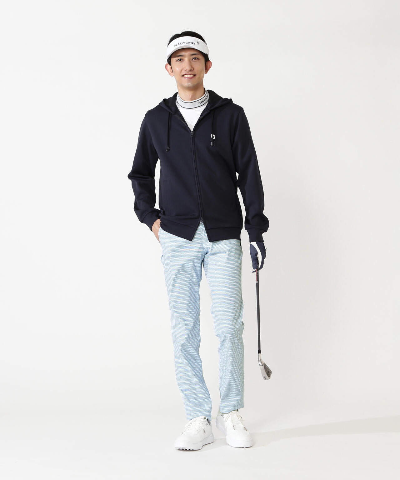 H:182cm/C:93/W:77/H:91 着用サイズ:5