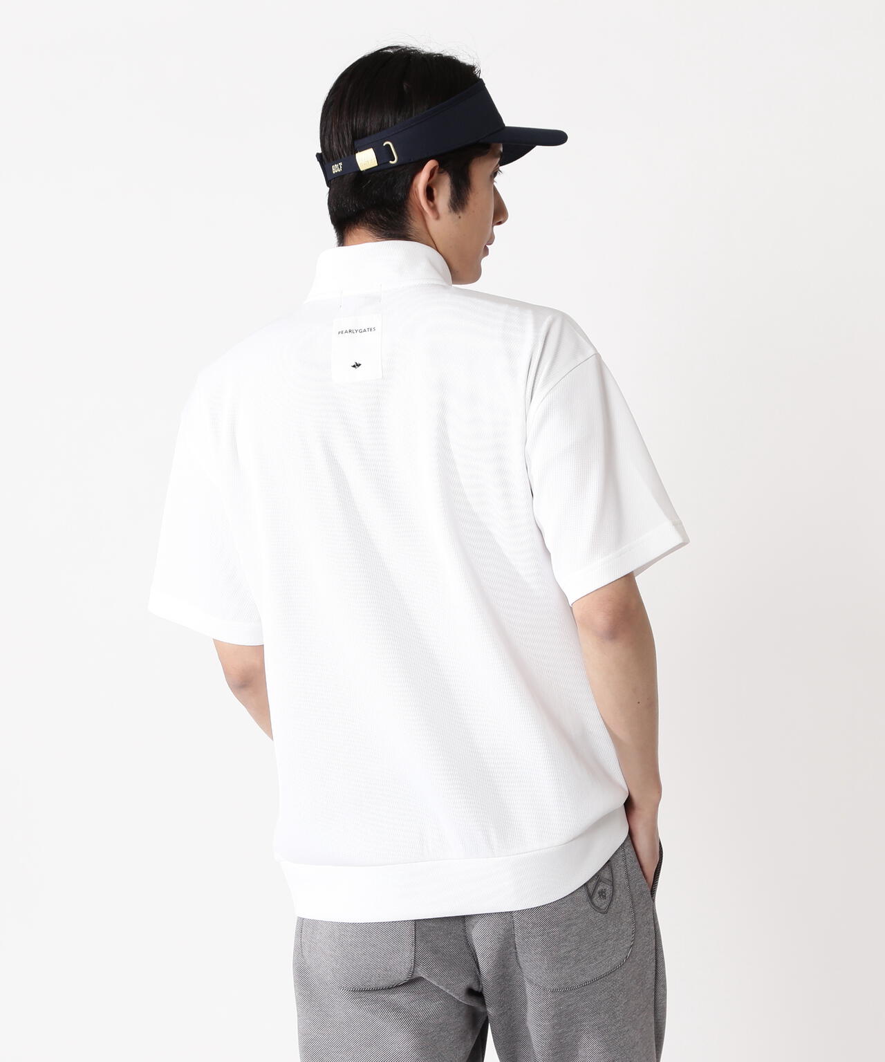 H:182cm/C:93/W:77/H:91 着用サイズ:5