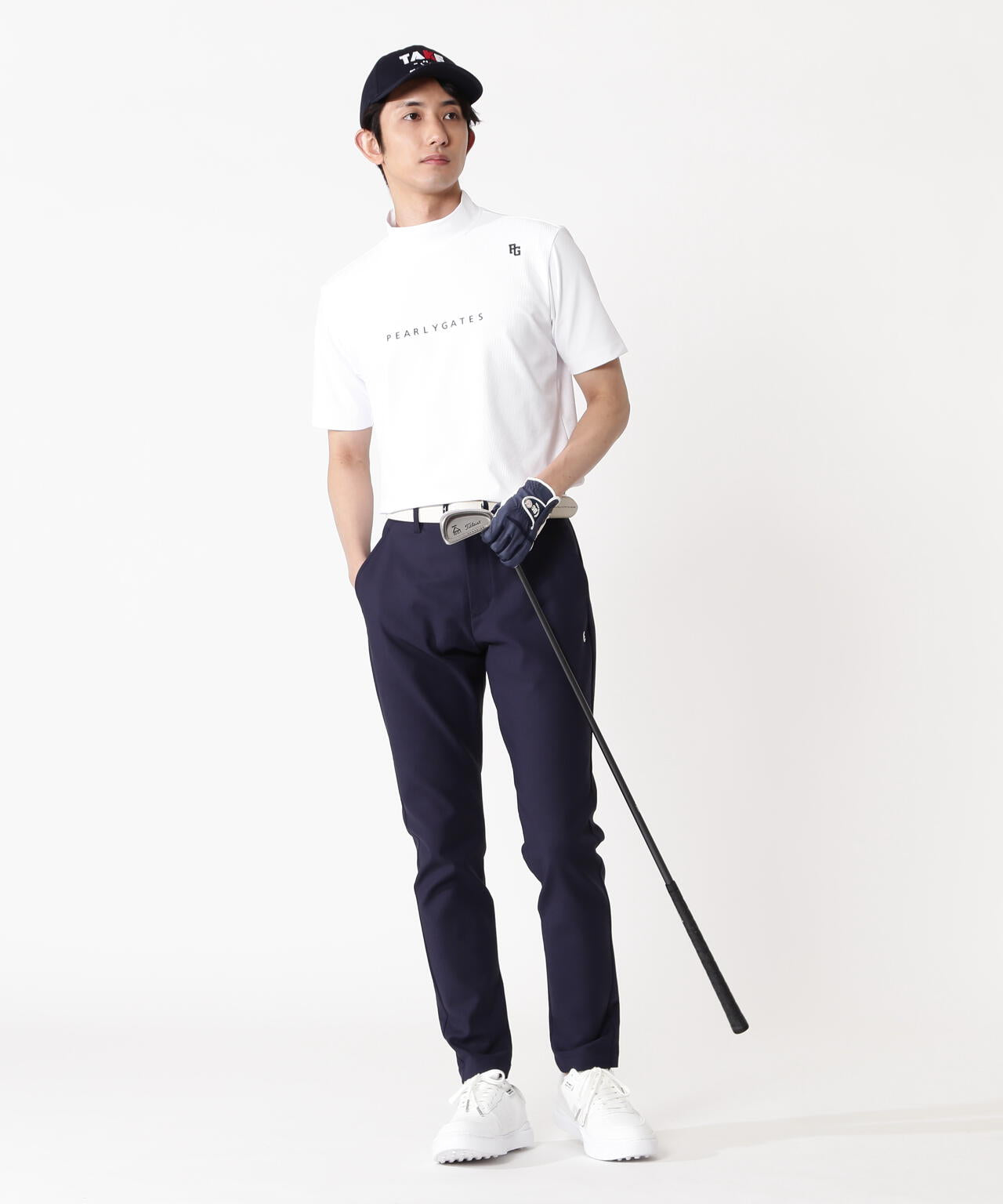 H:182cm/C:93/W:77/H:91 着用サイズ:5