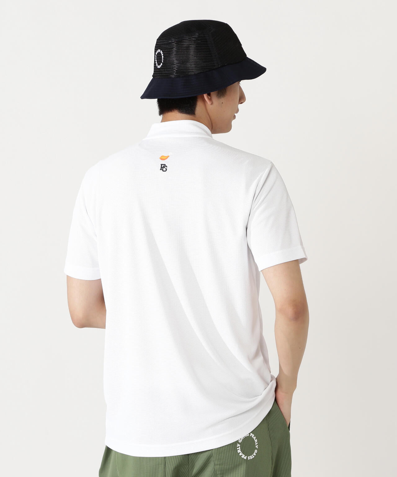H:182cm/C:93/W:77/H:91 着用サイズ:5