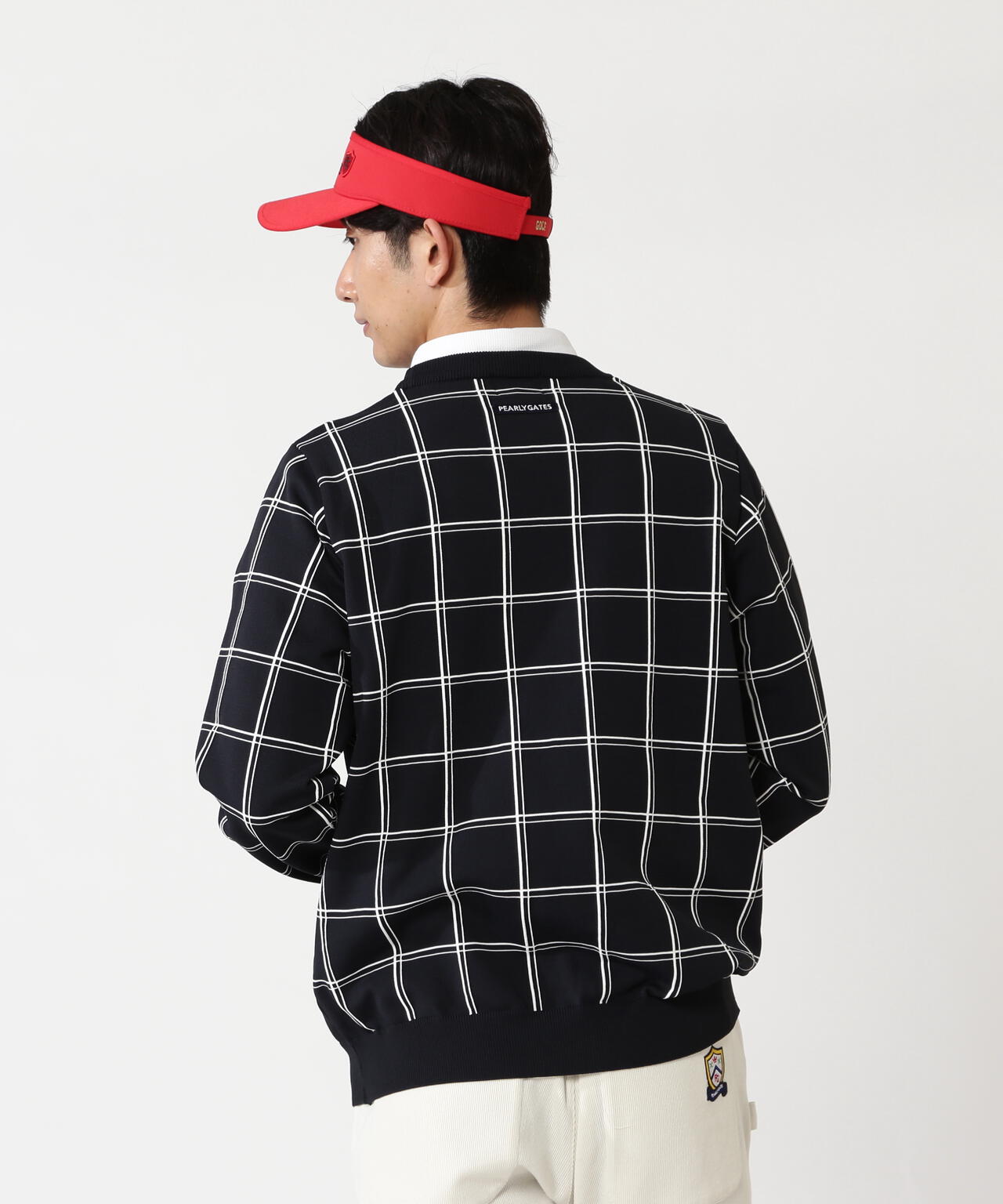 H:182cm/C:93/W:77/H:91 着用サイズ:5