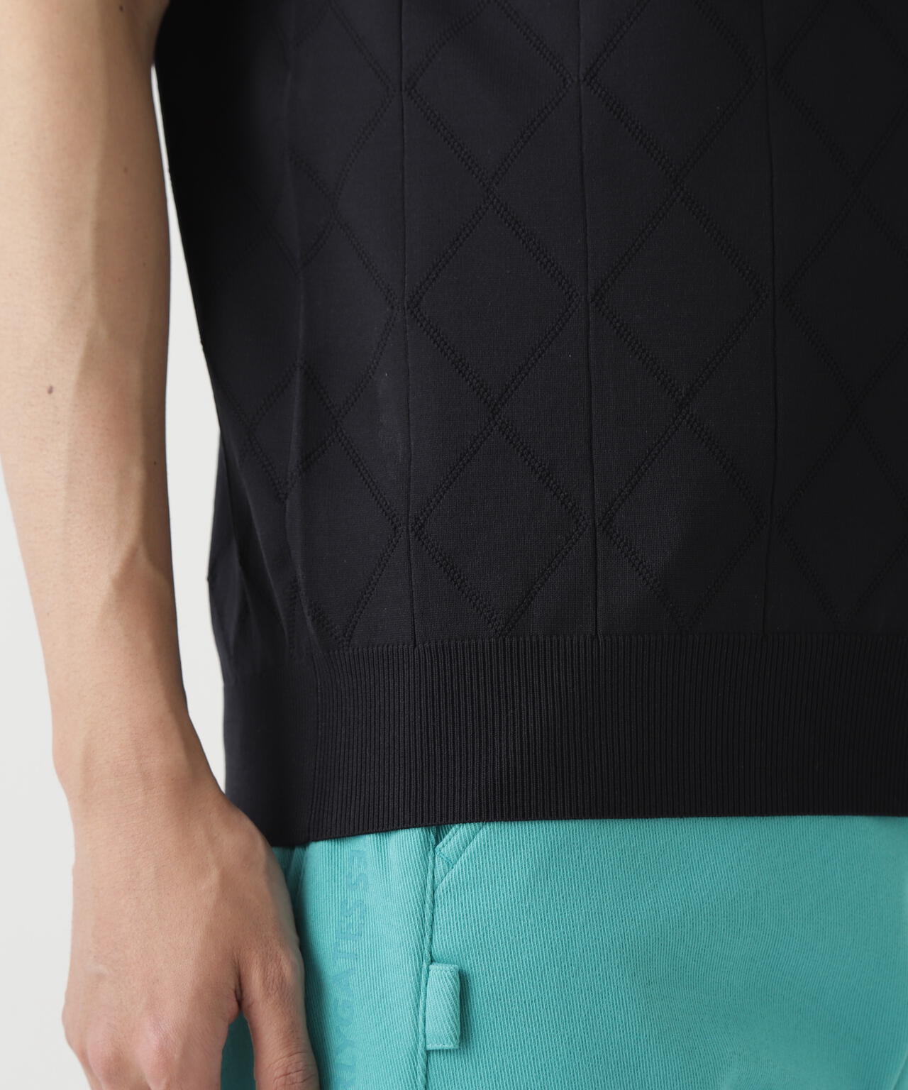 PG is PG ロゴジャガードVネックニットベストプルオーバー