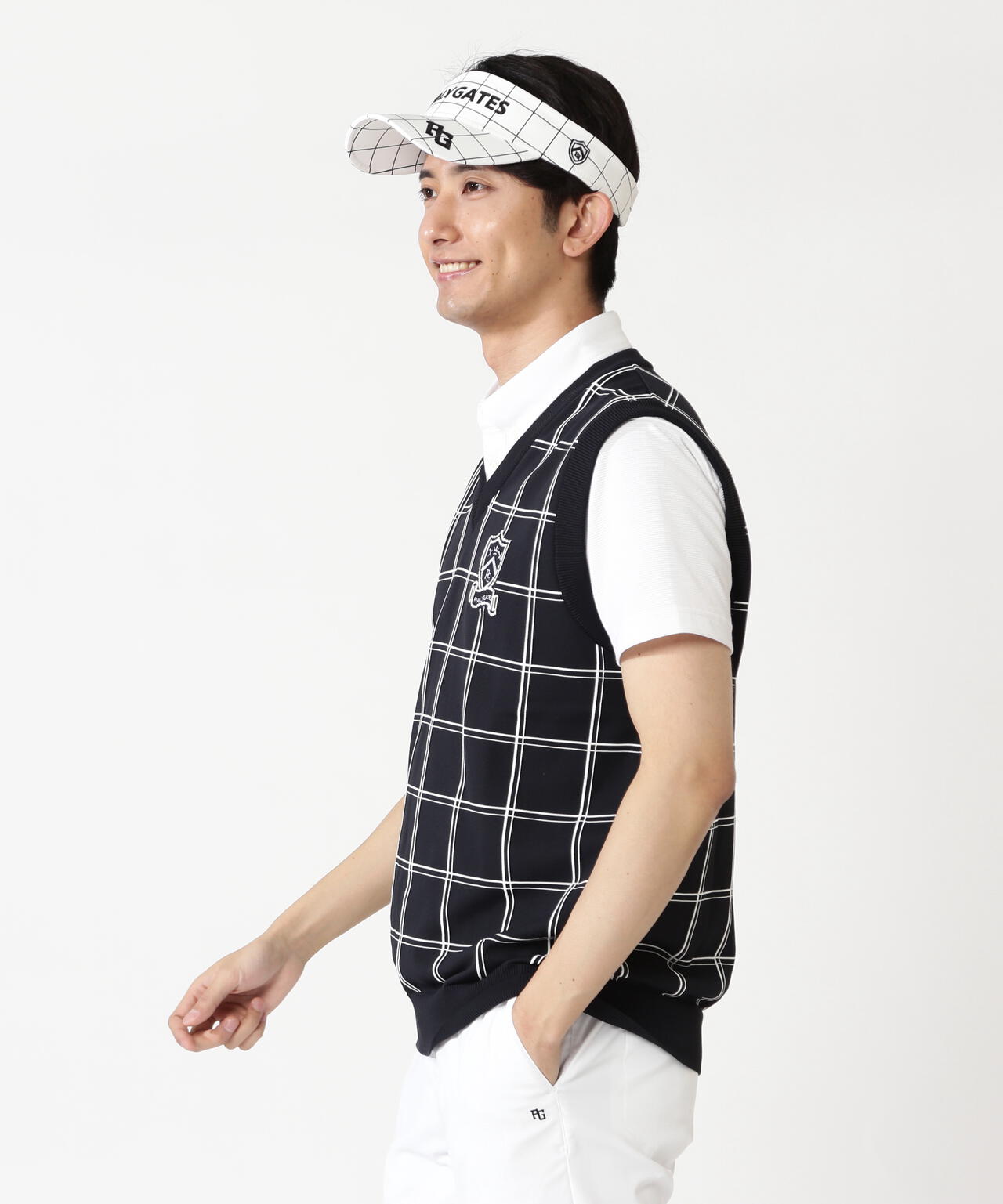 H:182cm/C:93/W:77/H:91 着用サイズ:5