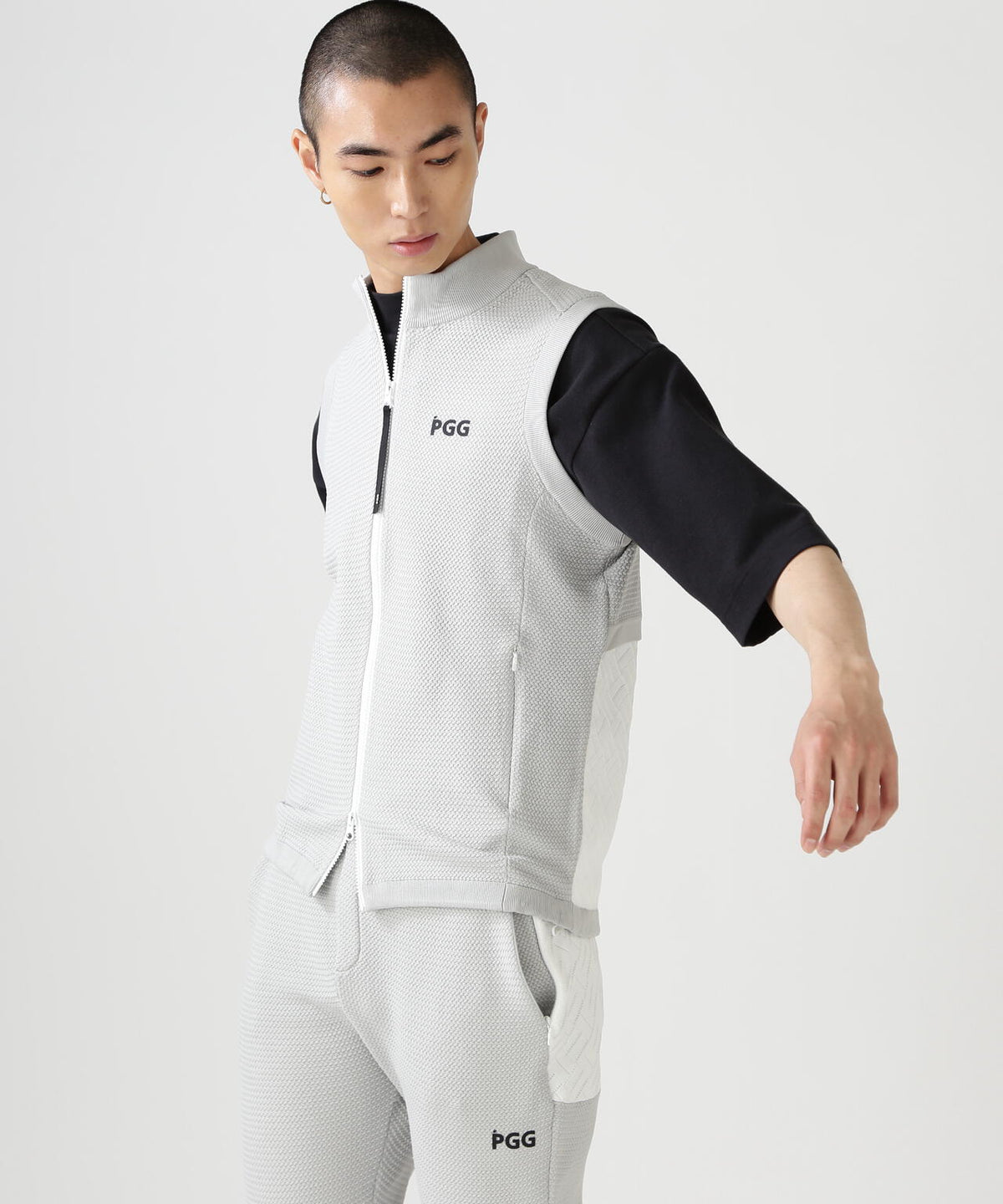 【PGG】【直営店舗&公式オンライン限定】ポリエステルヤーンmmジップアップニットベスト (MENS)