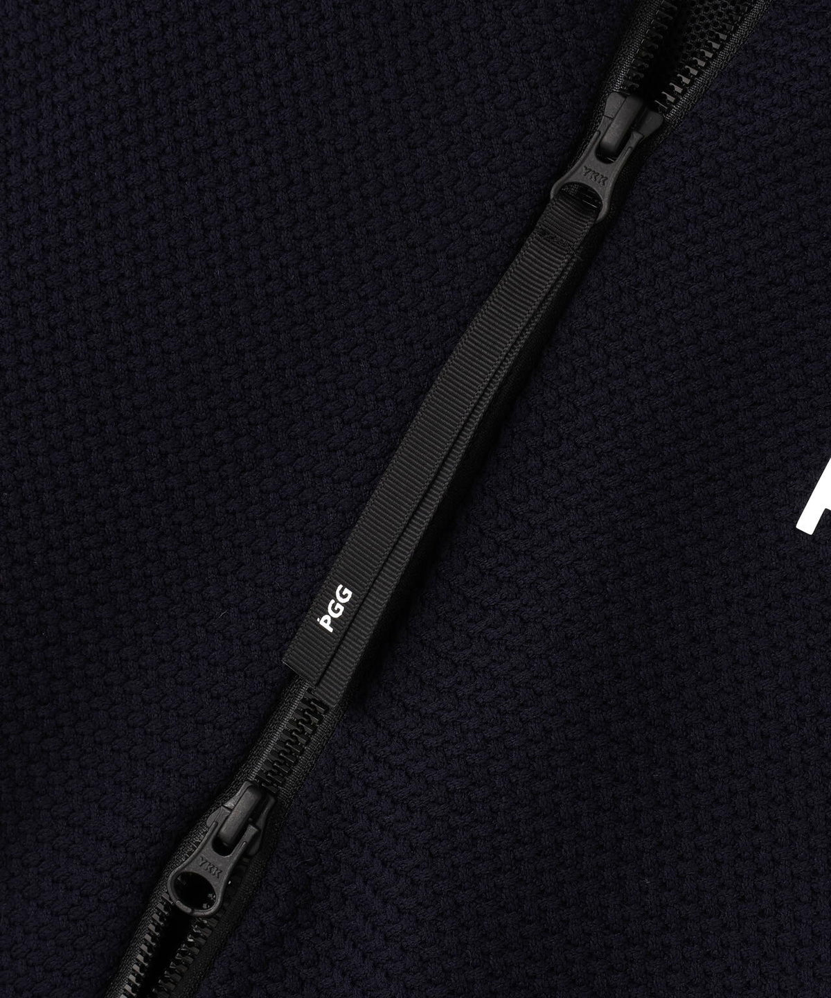 【PGG】【直営店舗&公式オンライン限定】ポリエステルヤーンmmジップアップニットベスト (MENS)