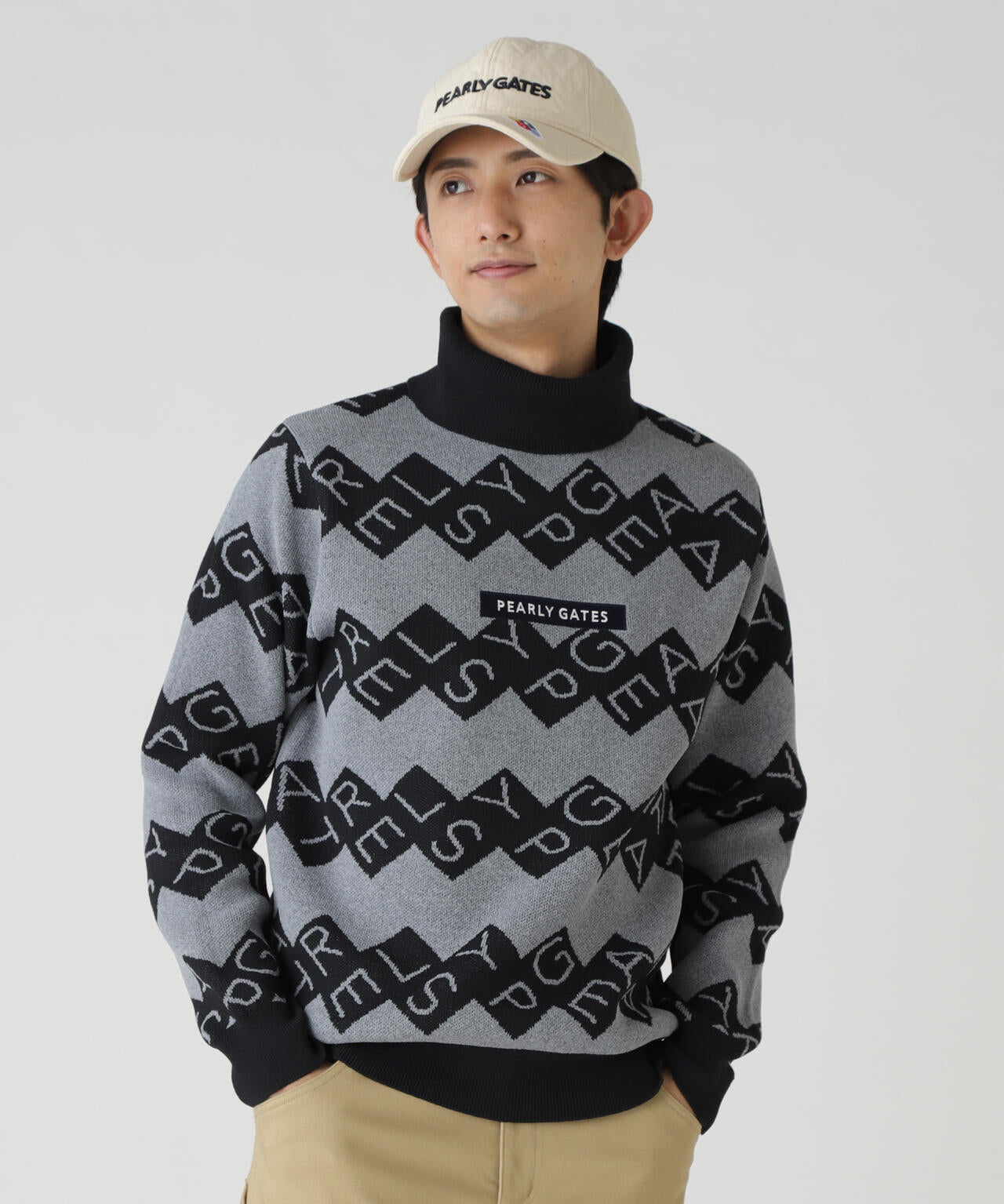 ダブルJQロゴギザボーダー柄タートルニットプルオーバー