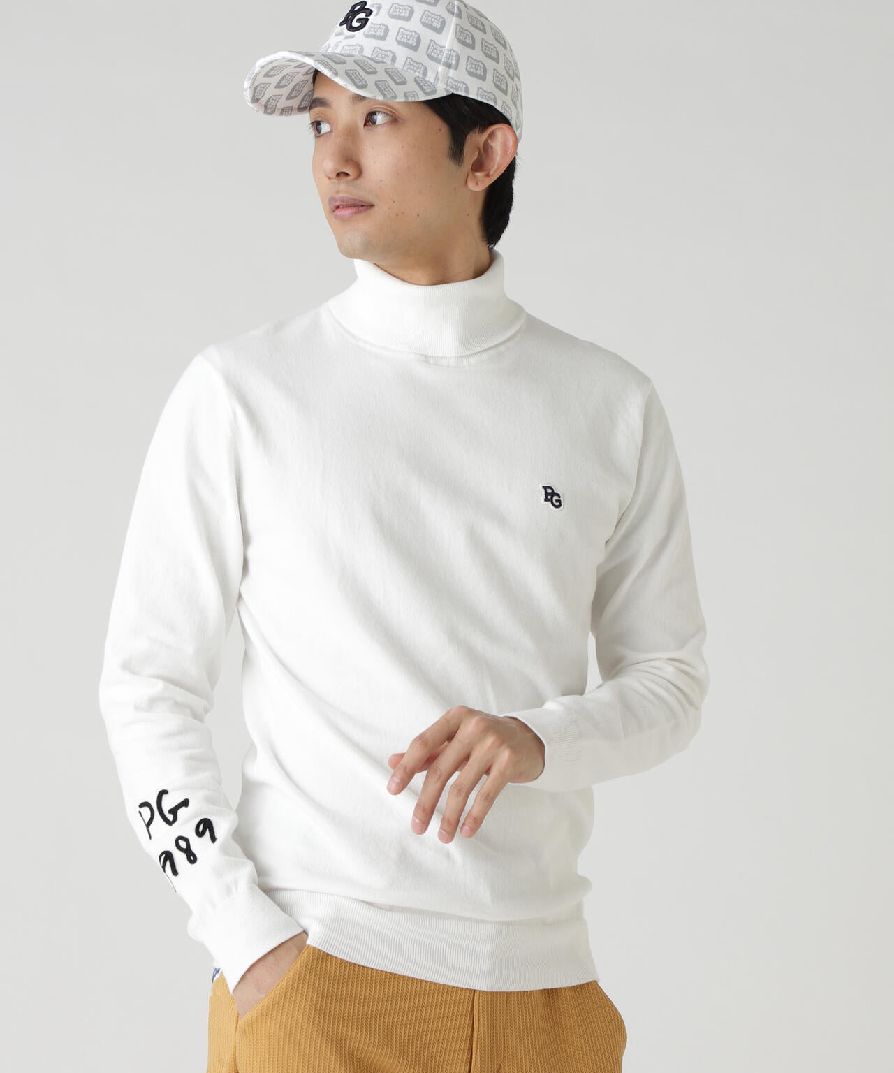 カシミヤタッチタートルネックニットプルオーバー