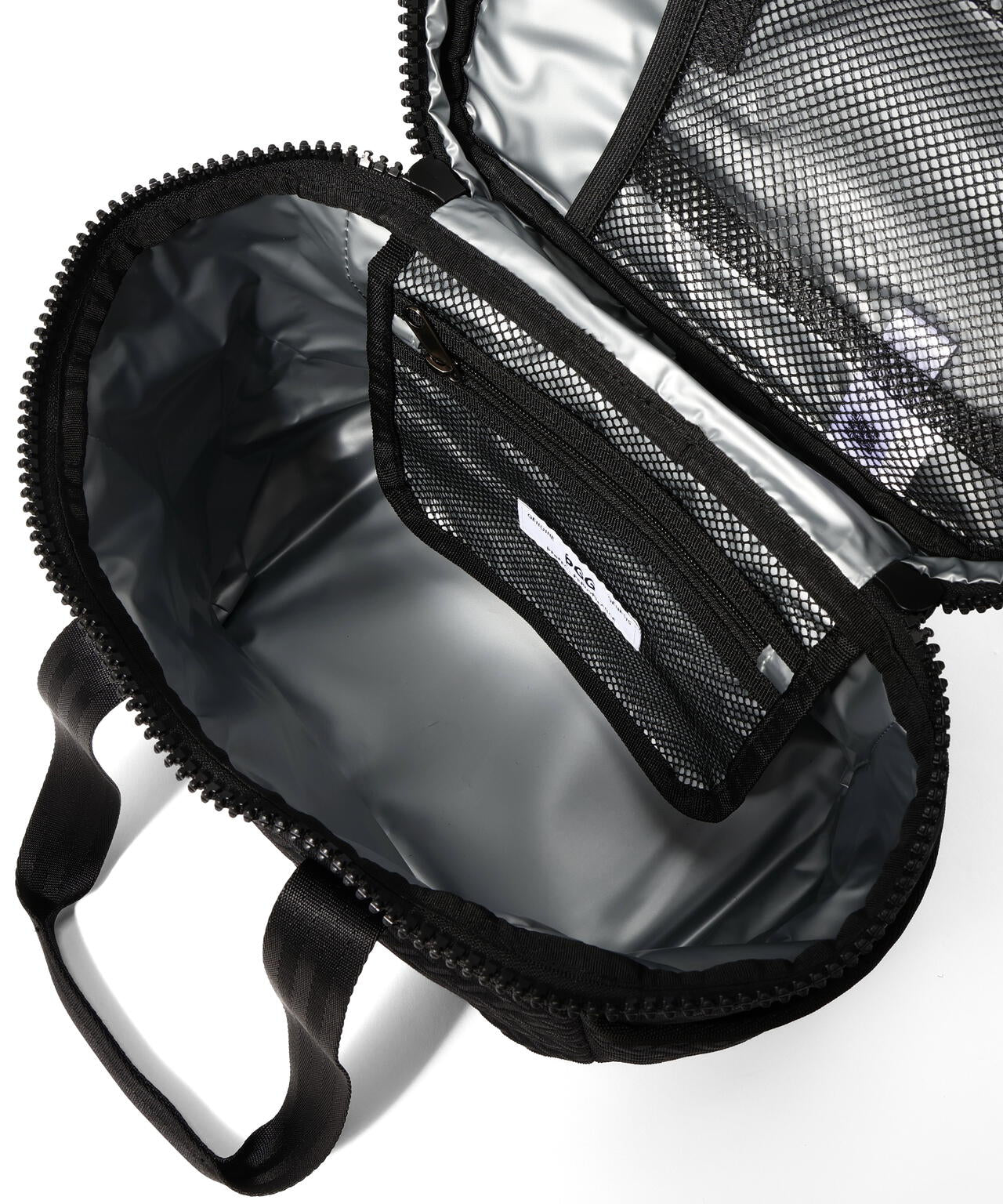 【PGG】【直営店舗&公式オンライン限定】WovenロゴCOOLER BAG (UNISEX)