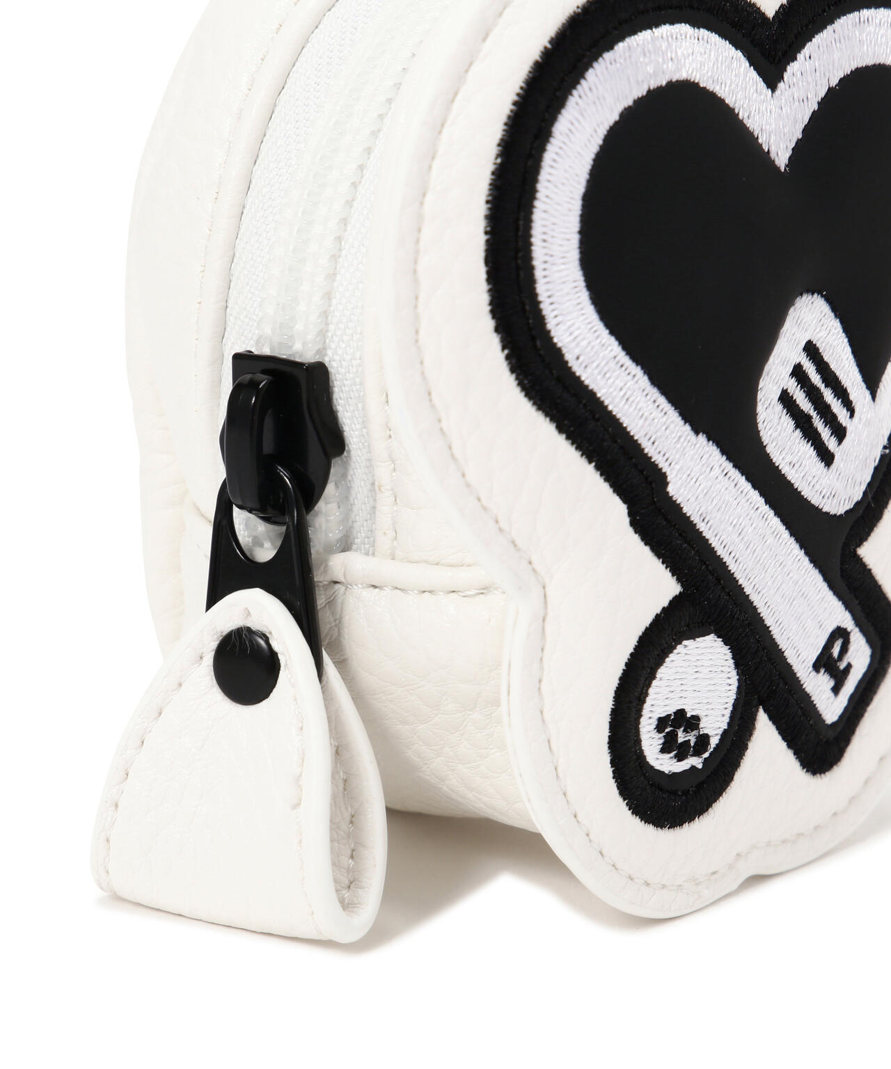 ロゴワッペンボールポーチ (UNISEX)