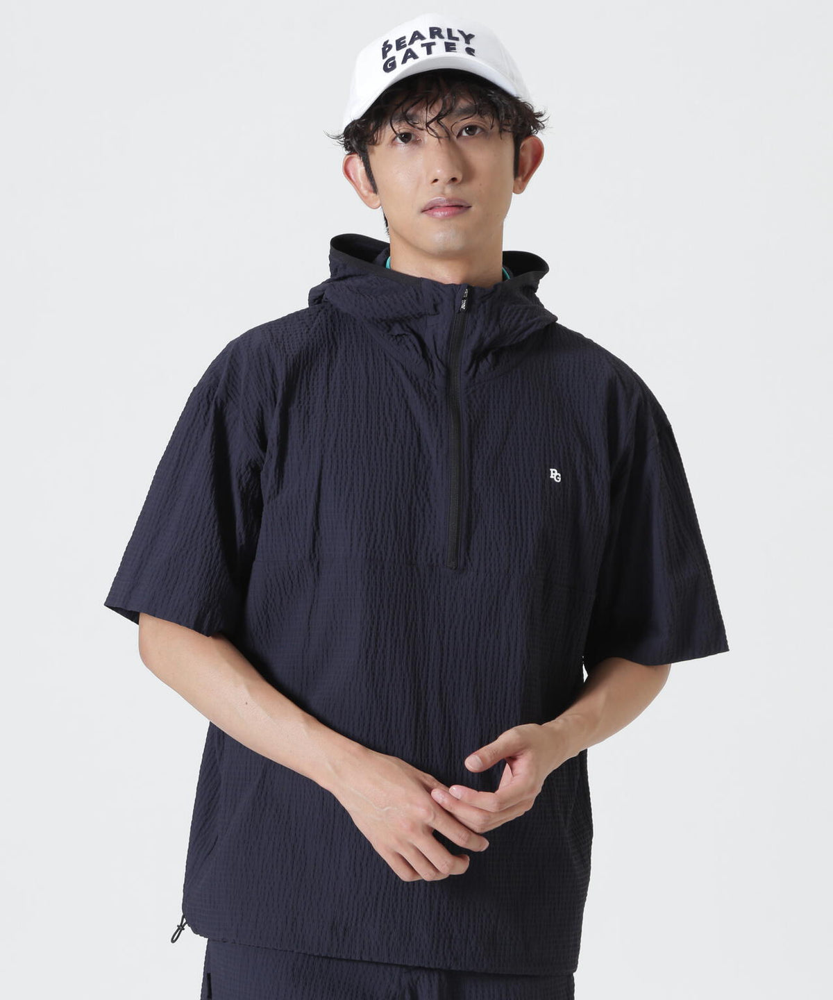 H:182cm/C:93/W:77/H:91 着用サイズ:5