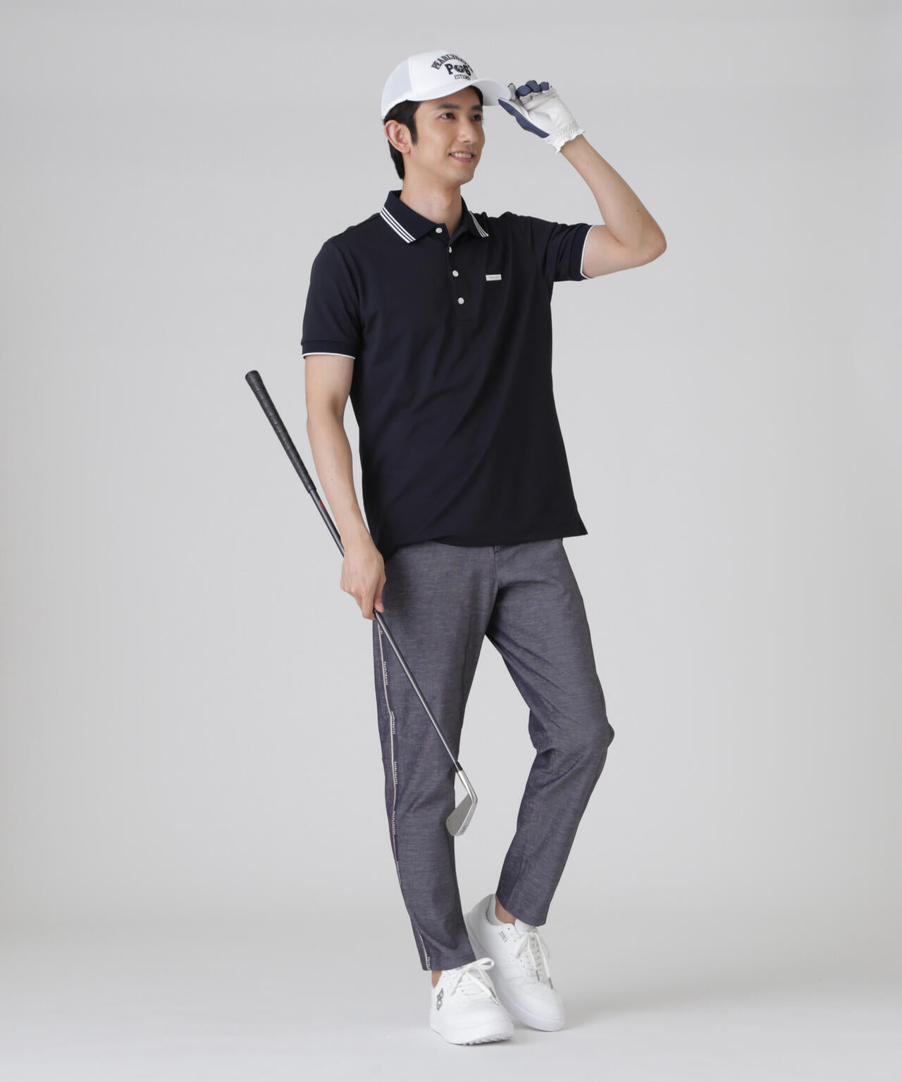 H:182cm/C:93/W:77/H:91 着用サイズ:5
