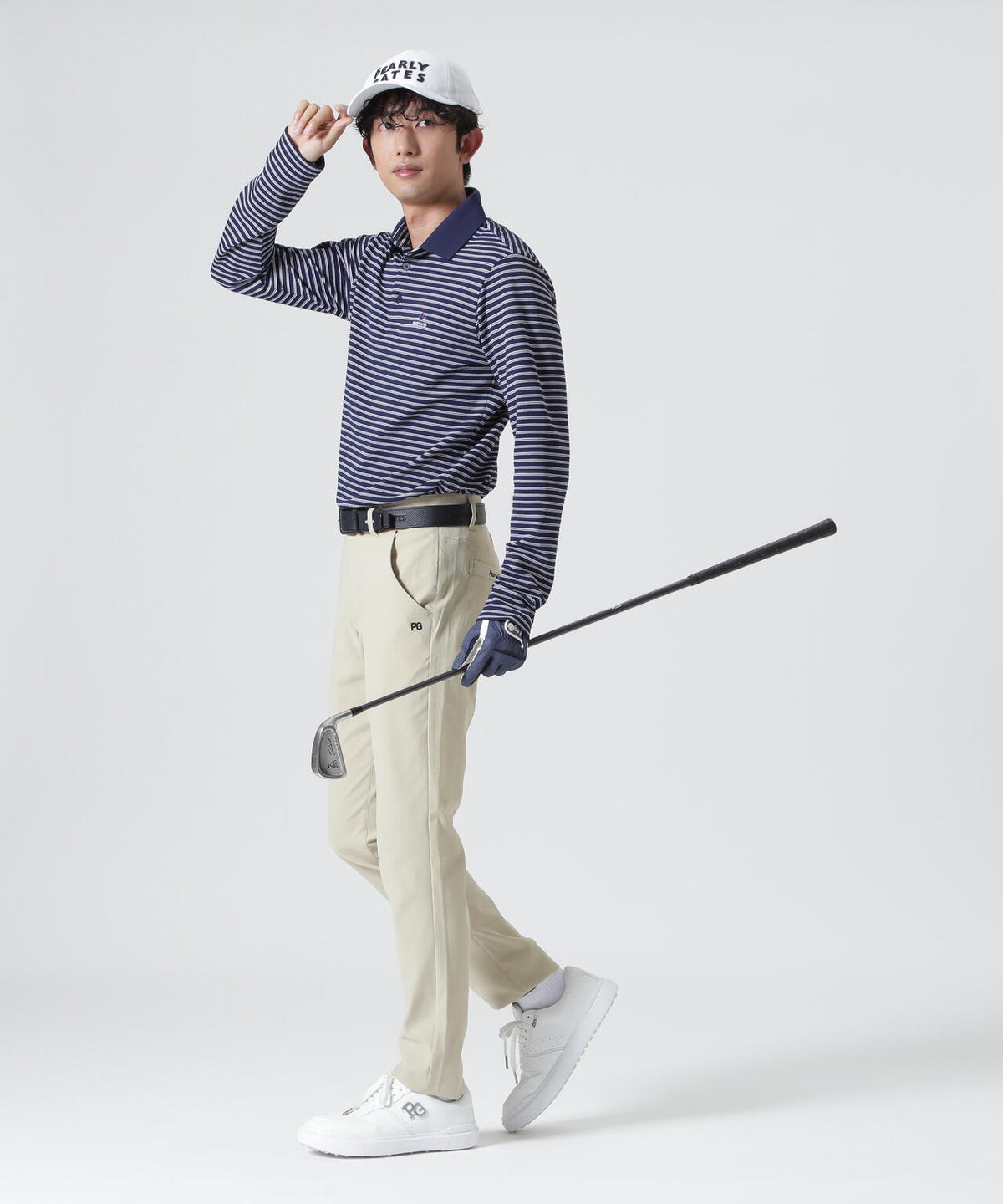 H:182cm/C:93/W:77/H:91 着用サイズ:5